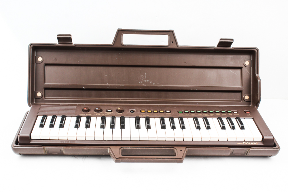 Yamaha Portasound Electronic Keyboard