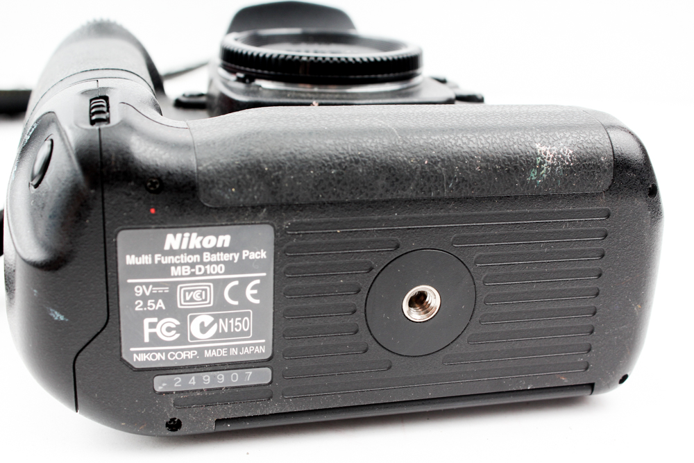 Nikon D100 DSLR Camera with Accessories