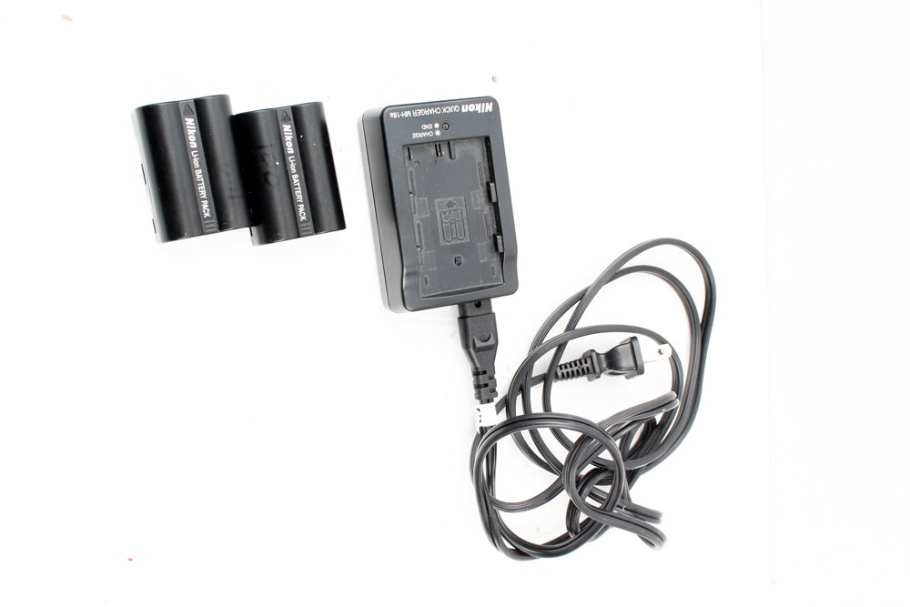 Nikon D100 DSLR Camera with Accessories