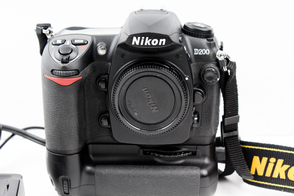 Nikon D200 DSLR Camera with Accessories