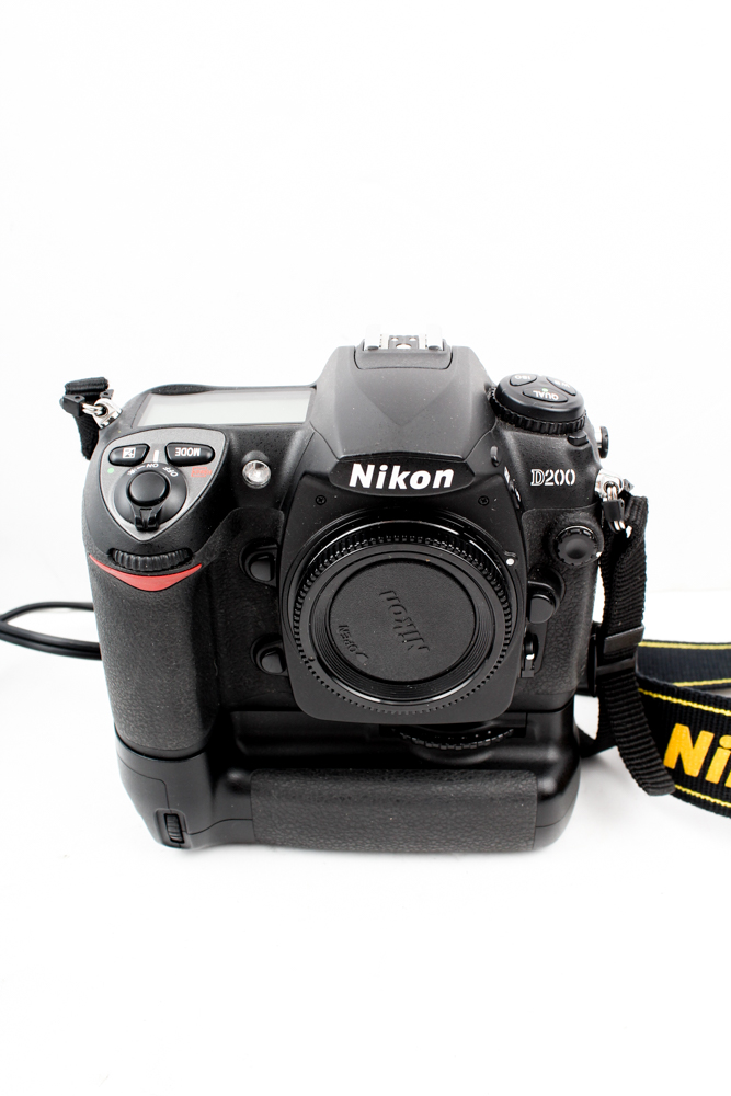 Nikon D200 DSLR Camera with Accessories