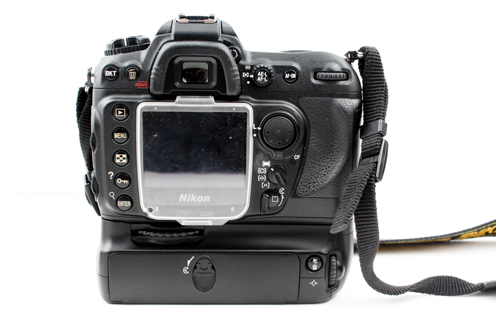 Nikon D200 DSLR Camera with Accessories