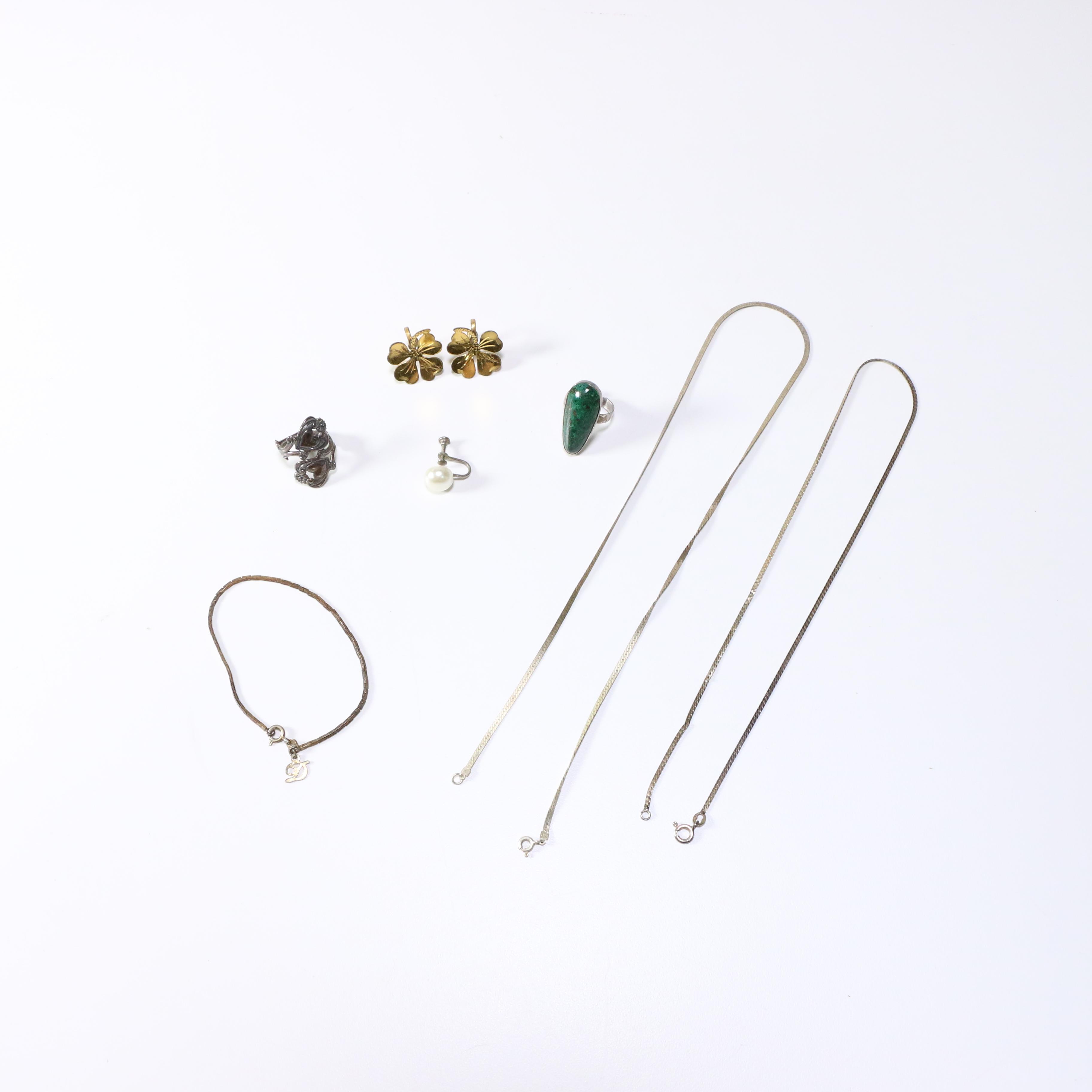 Small Collection of Vintage Sterling Silver Jewelry