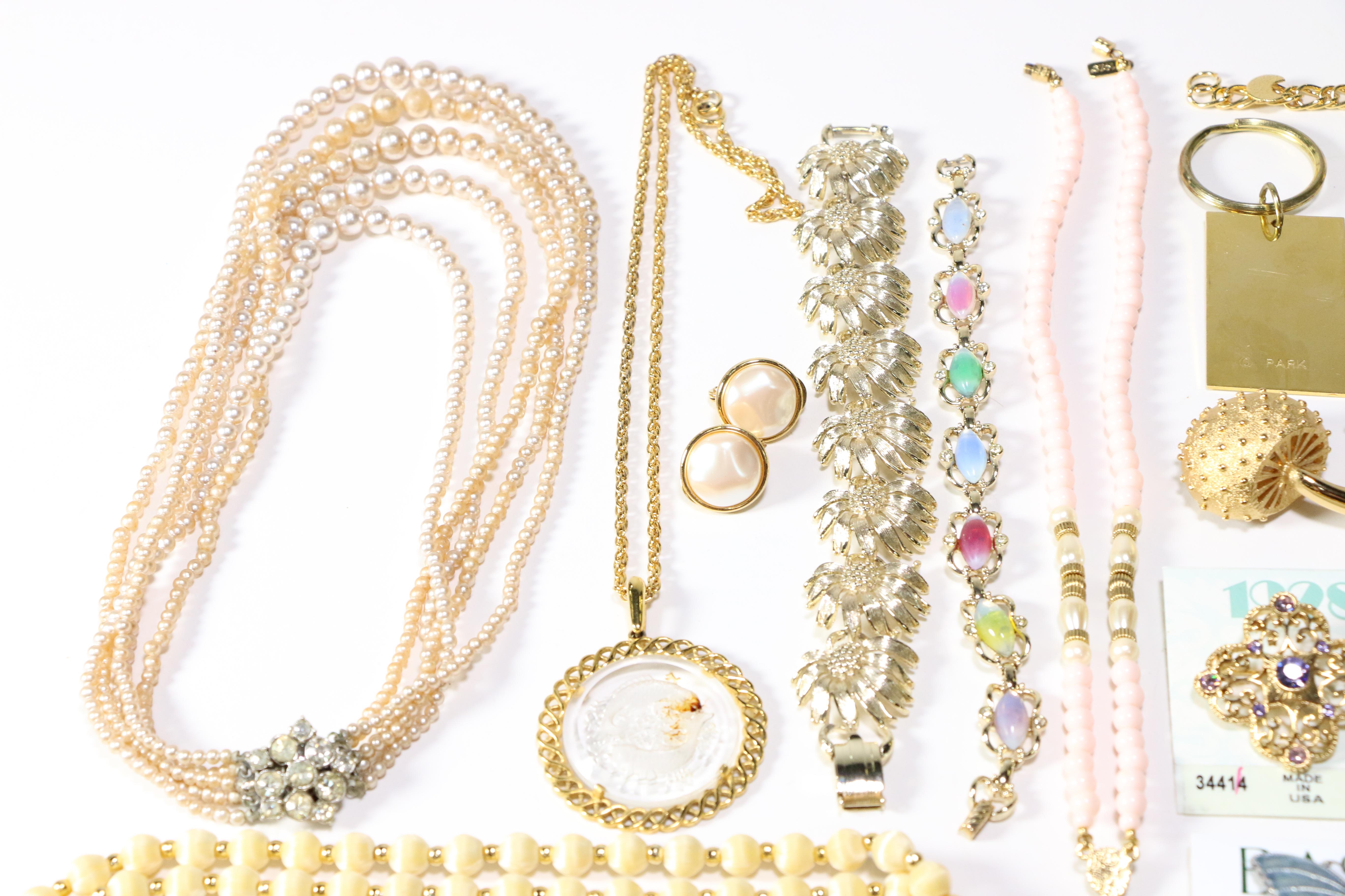 Collection of Vintage Jewelry Including Lisner and Trifari