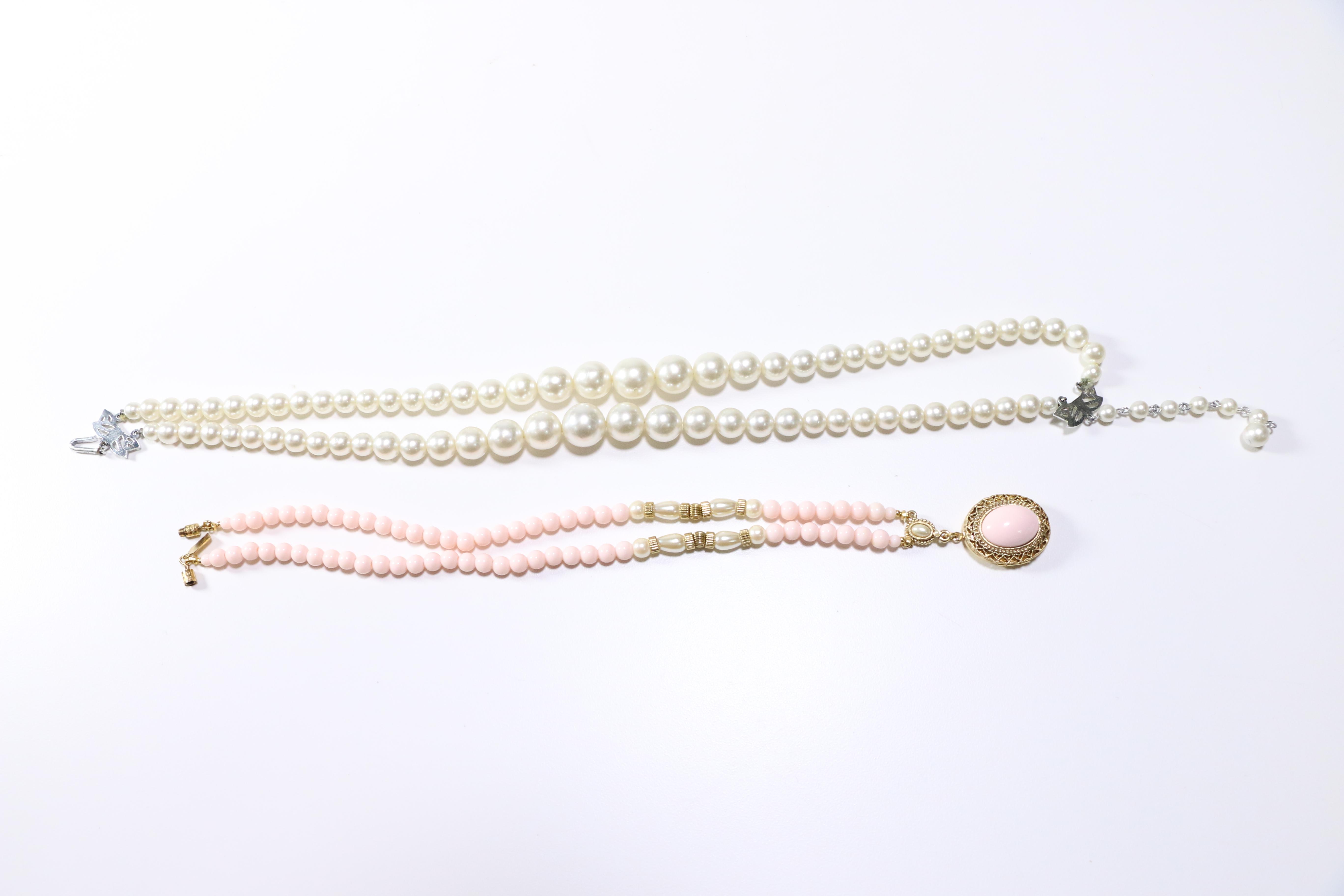 Collection of Vintage Jewelry Including Lisner and Trifari