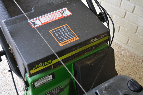 John Deer Walk Behind Lawn Mower JA65