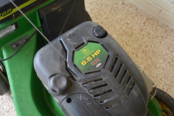 John Deer Walk Behind Lawn Mower JA65