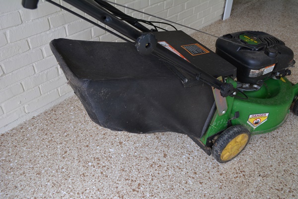 John Deer Walk Behind Lawn Mower JA65