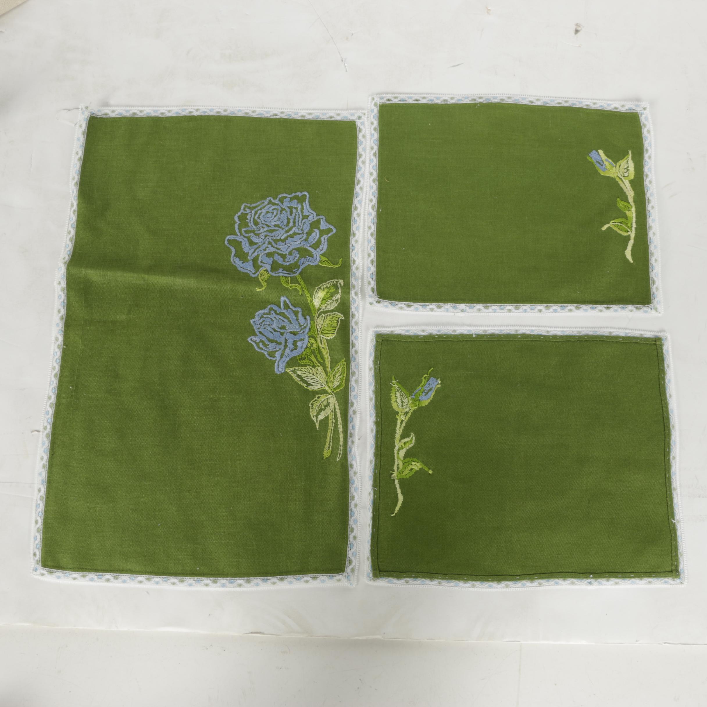 Vintage Kitchen Linens and Doilies