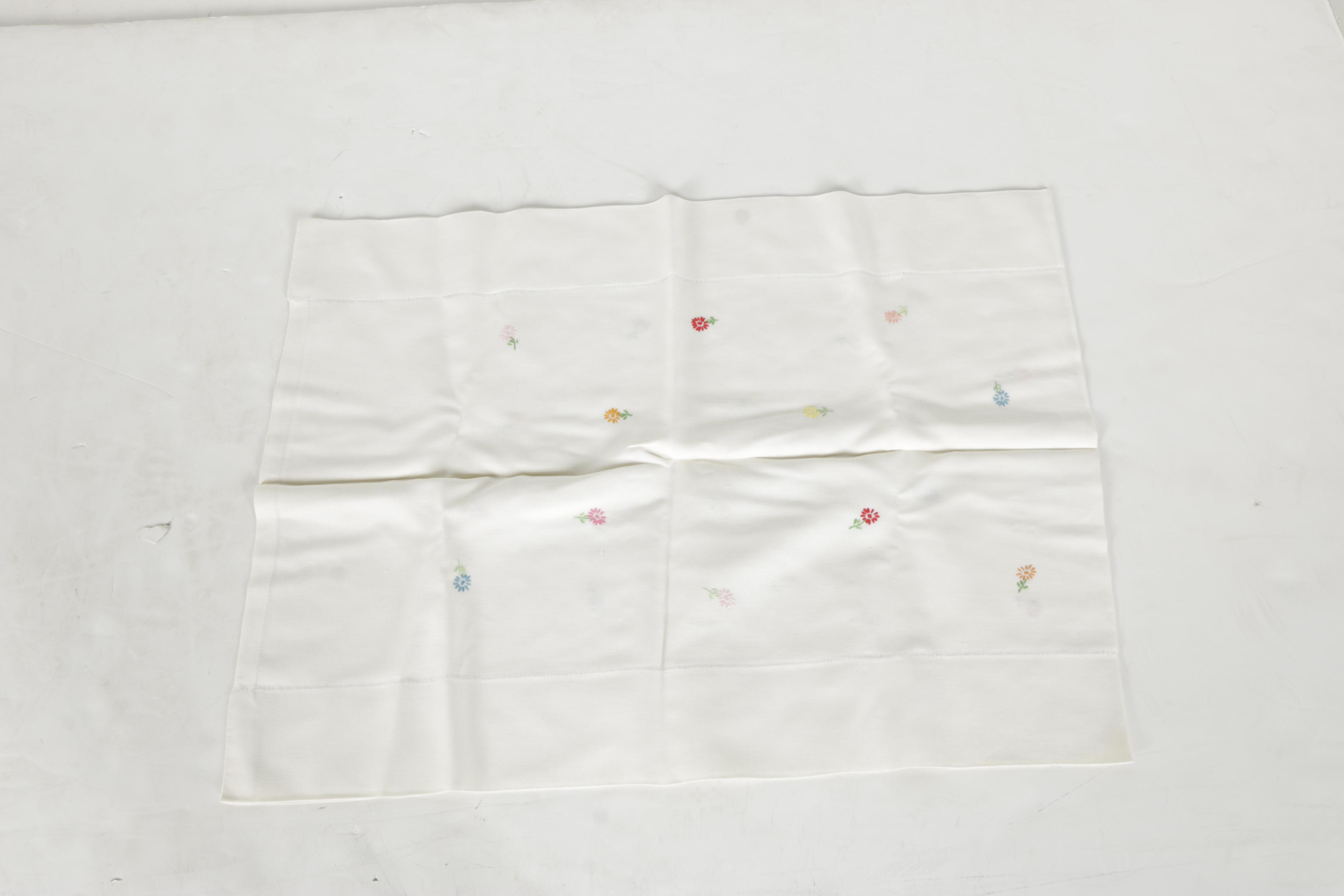 Vintage Kitchen Linens and Doilies