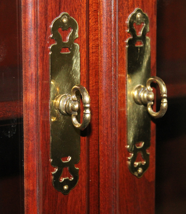 Knob Creek Six-Piece Library Wall With Cabinets