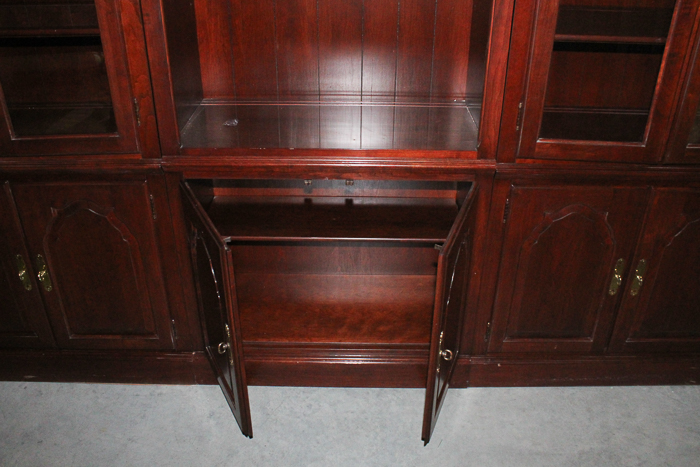 Knob Creek Six-Piece Library Wall With Cabinets