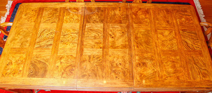 Drexel Heritage Vintage Dining Table With Leaf Inserts and Chairs