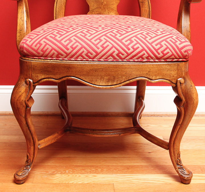 Drexel Heritage Vintage Dining Table With Leaf Inserts and Chairs