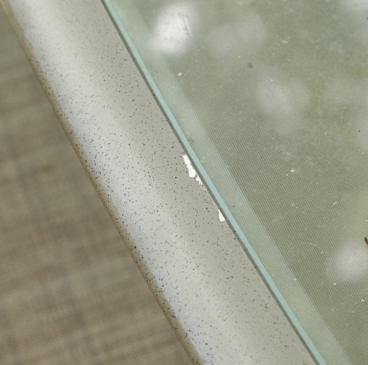 Metal Frame Patio Table and Chairs