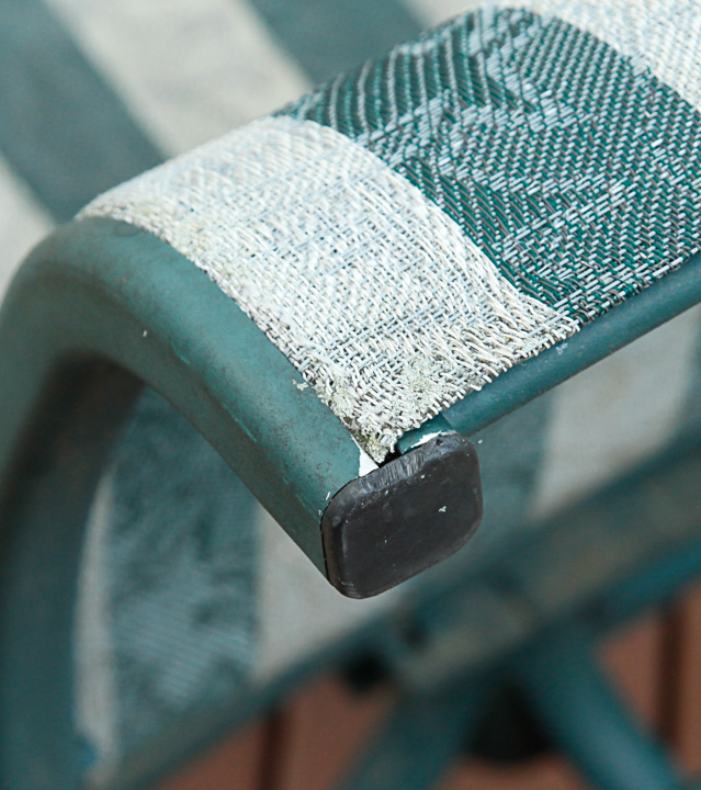 Metal Frame Swivel Rocker Bistro Set