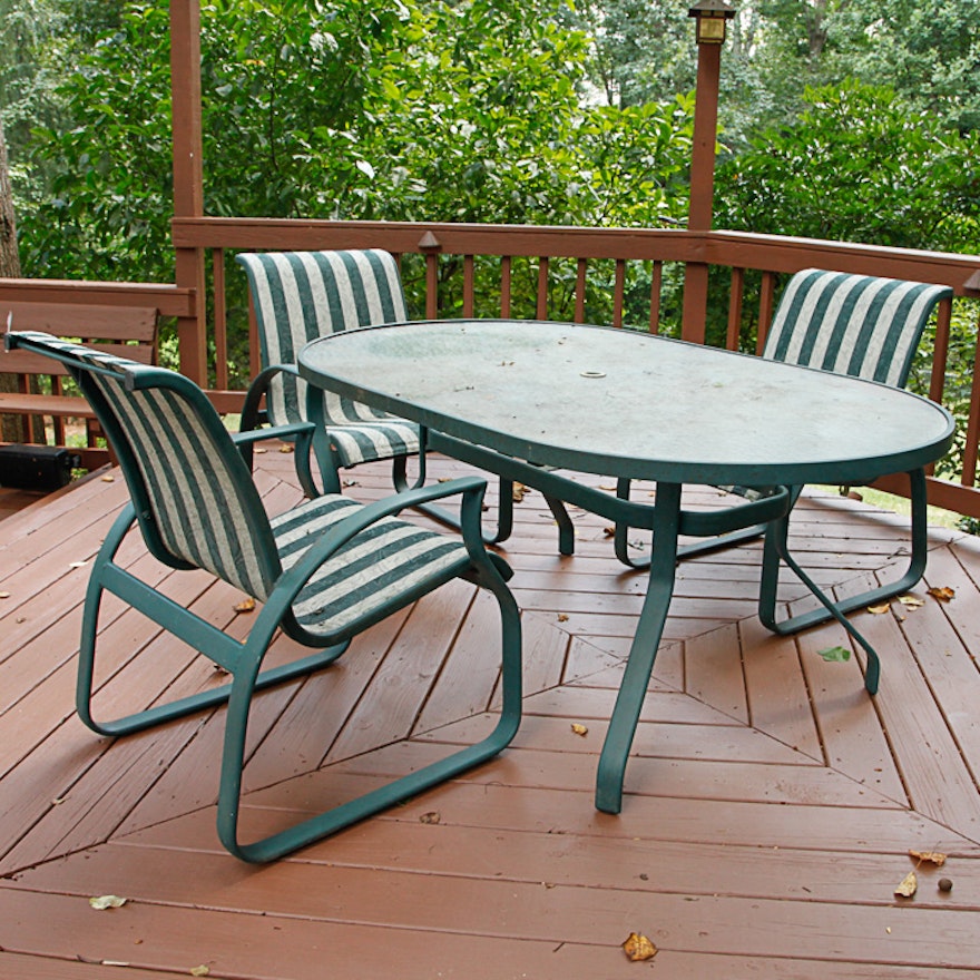 Metal Frame Patio Table and Chairs