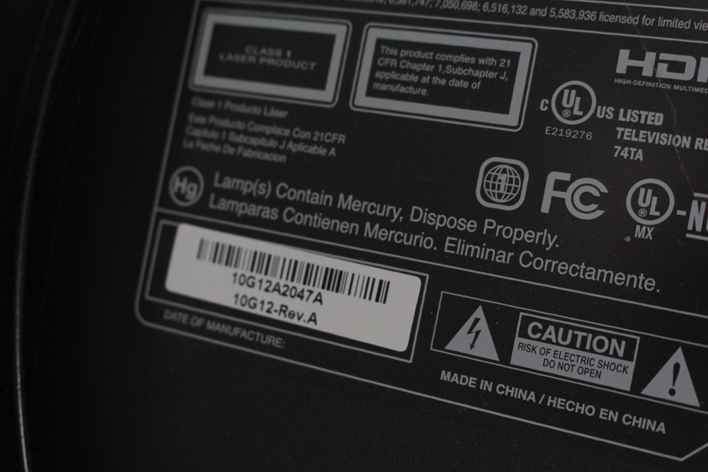 Dynex 23" LCD Flat Screen TV/DVD Player with Mount