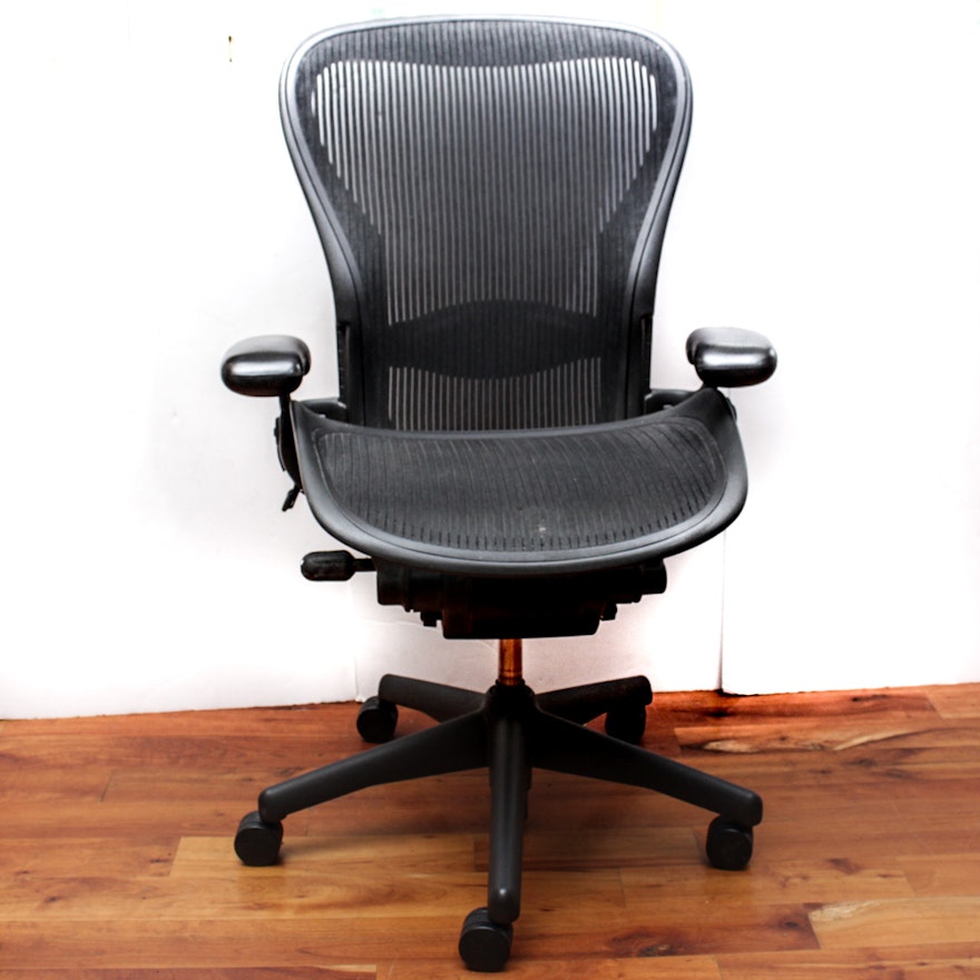 Herman Miller "Aeron" Office Chair