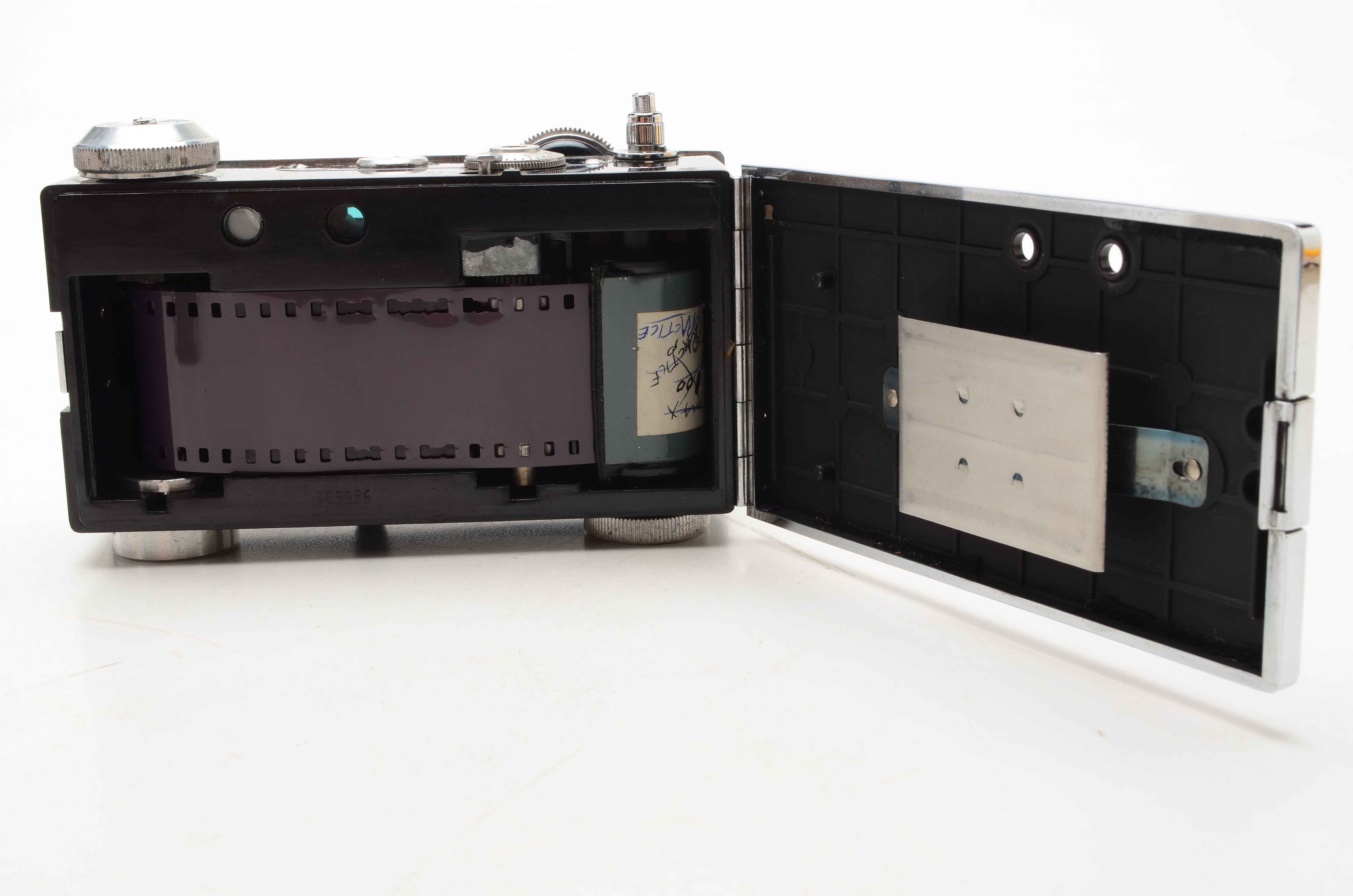 Vintage Walzflex, Pax and Argus Cameras