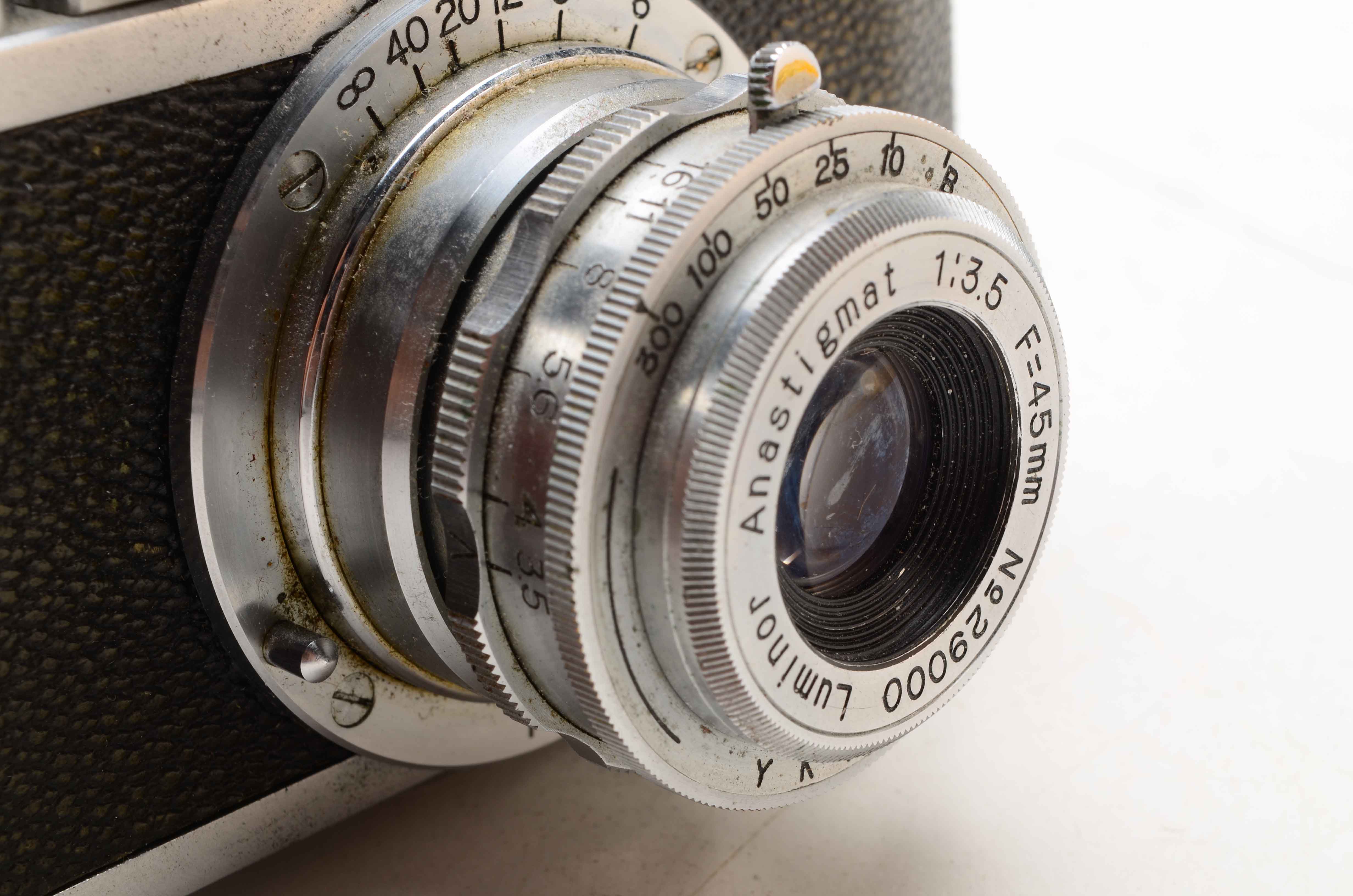 Vintage Walzflex, Pax and Argus Cameras