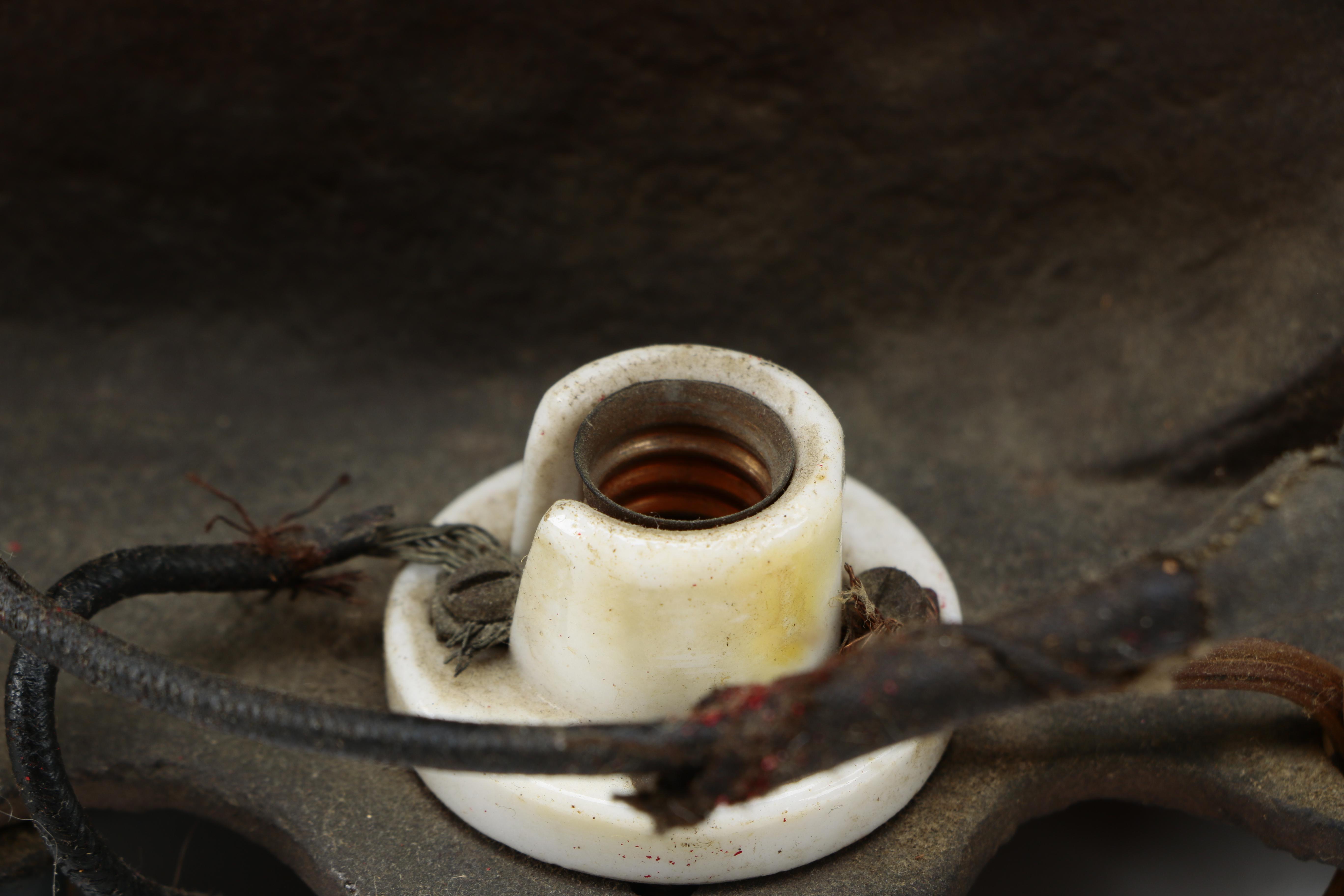 Metal Clipper Ship Table Lamp