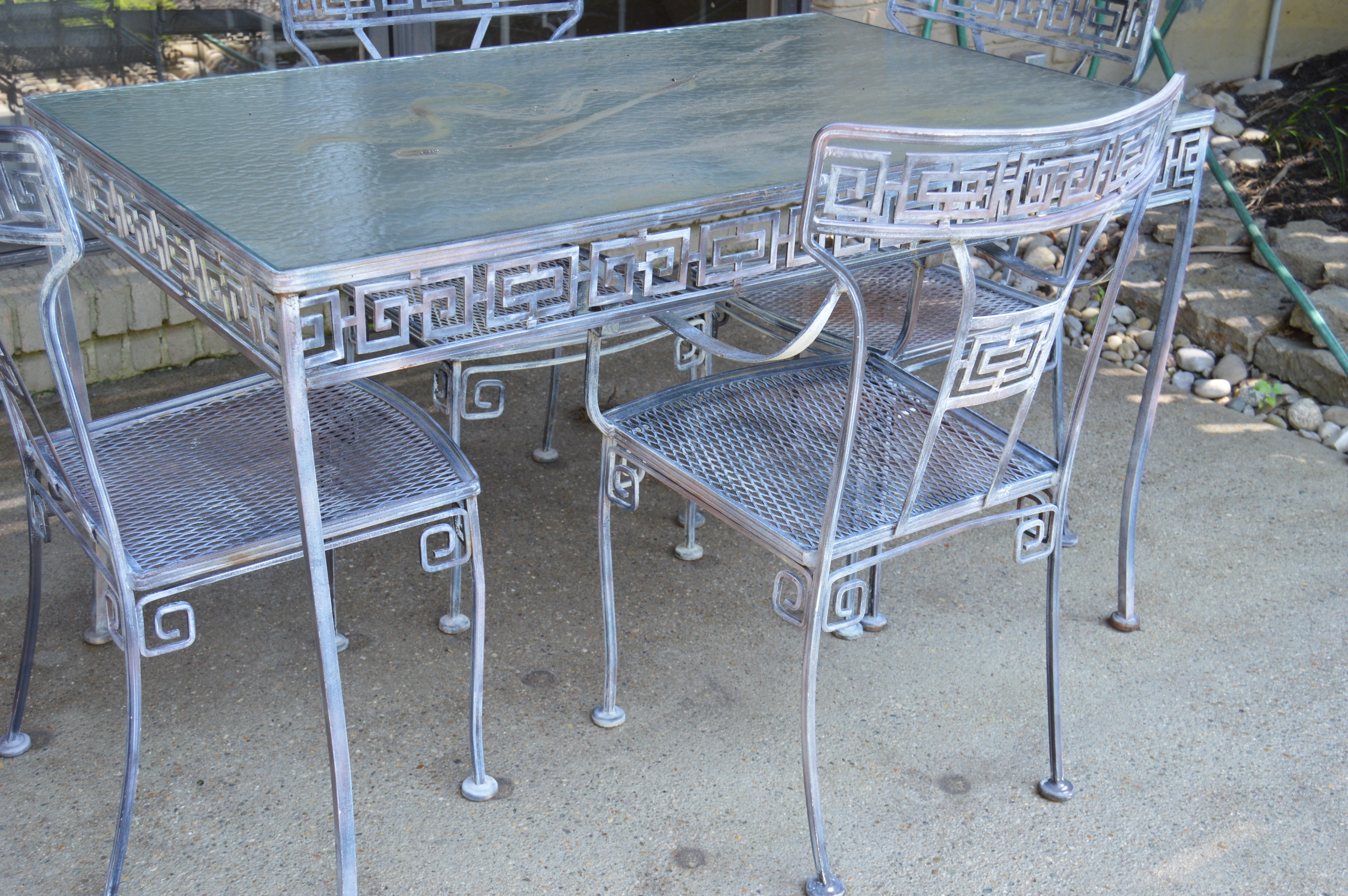 Vintage Patio Dining Set with Greek Key Design