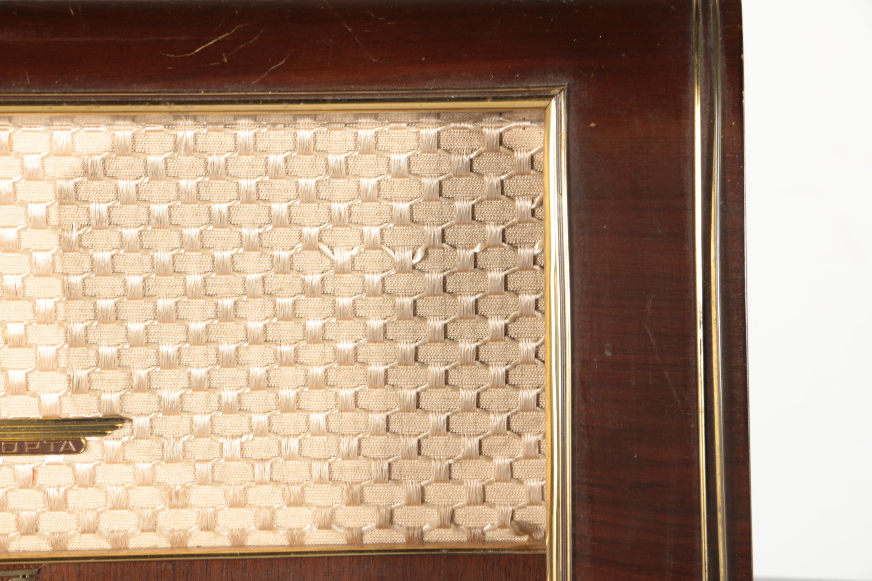 Loewe Opta Hellas Tube Radio