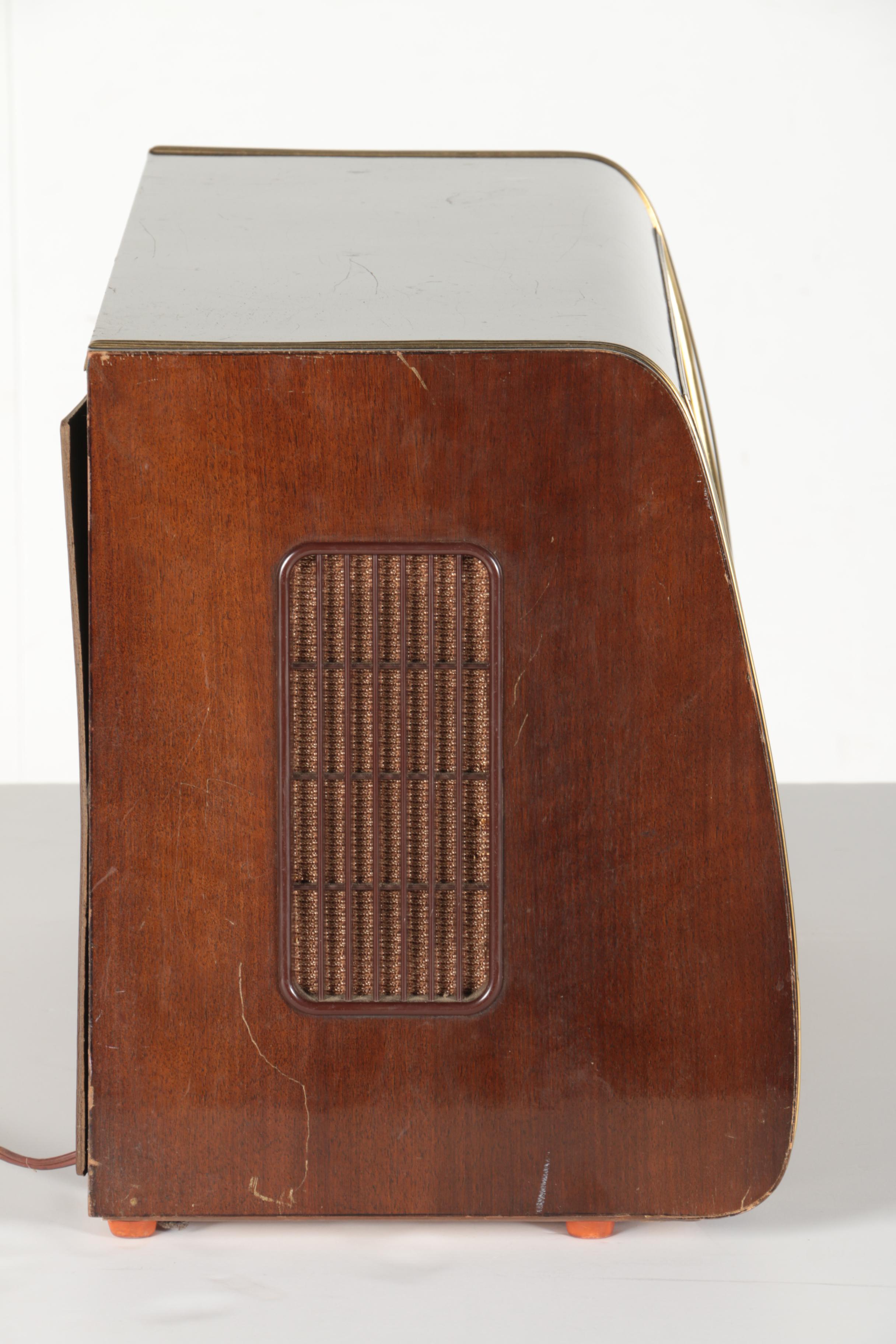 Loewe Opta Hellas Tube Radio