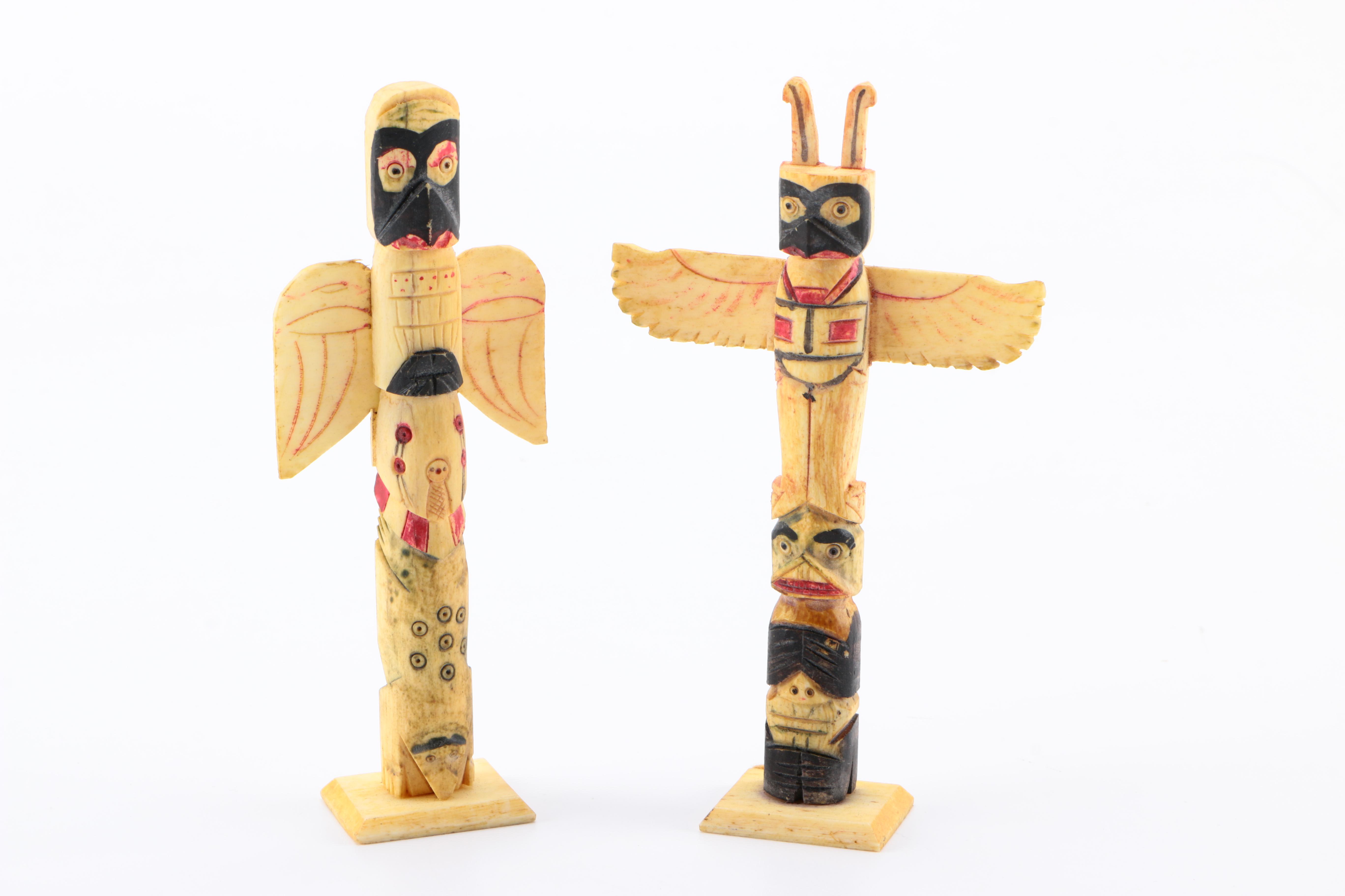 Souvenir Totem Figurines