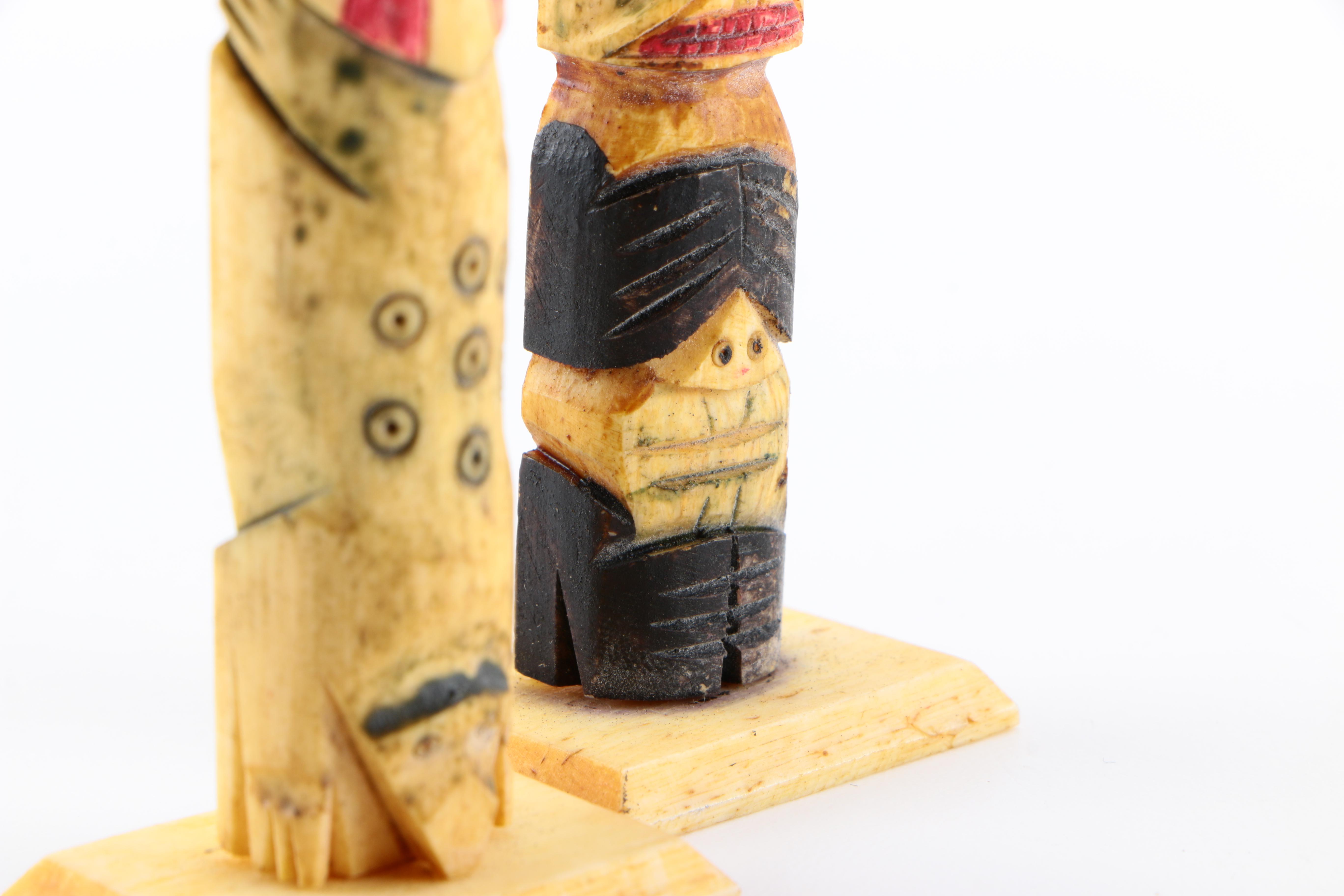 Souvenir Totem Figurines