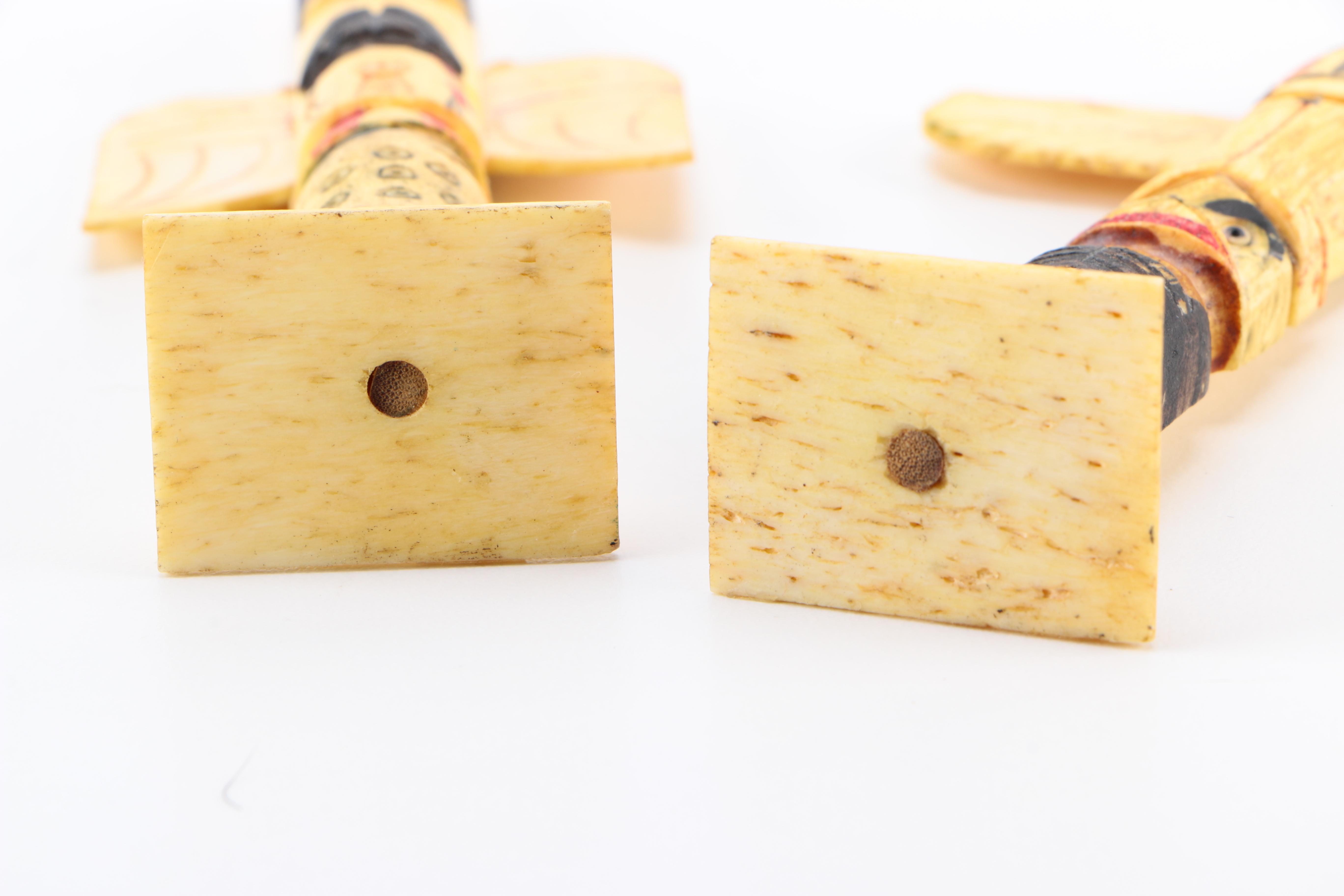 Souvenir Totem Figurines