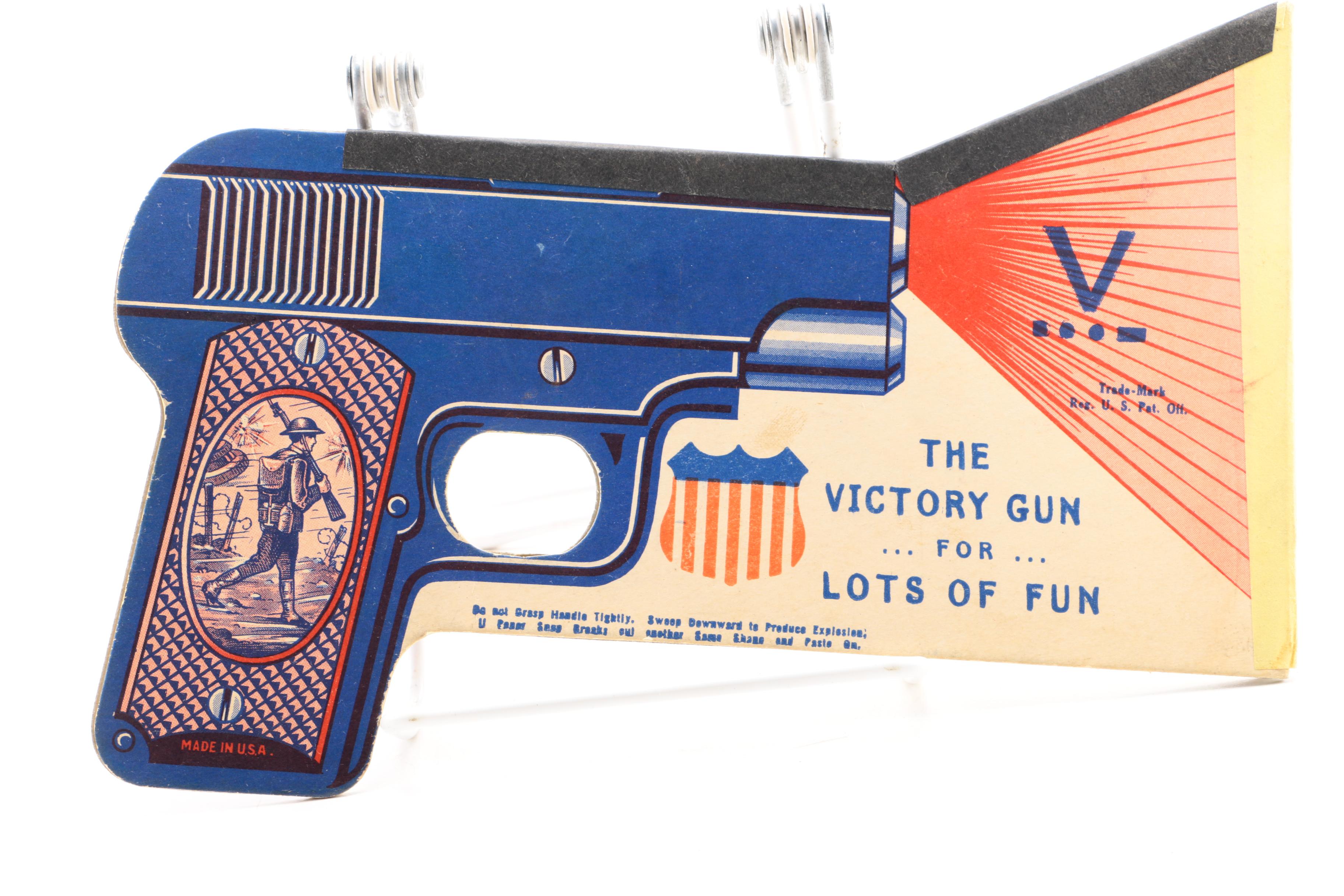 Assorted Vintage Collectables