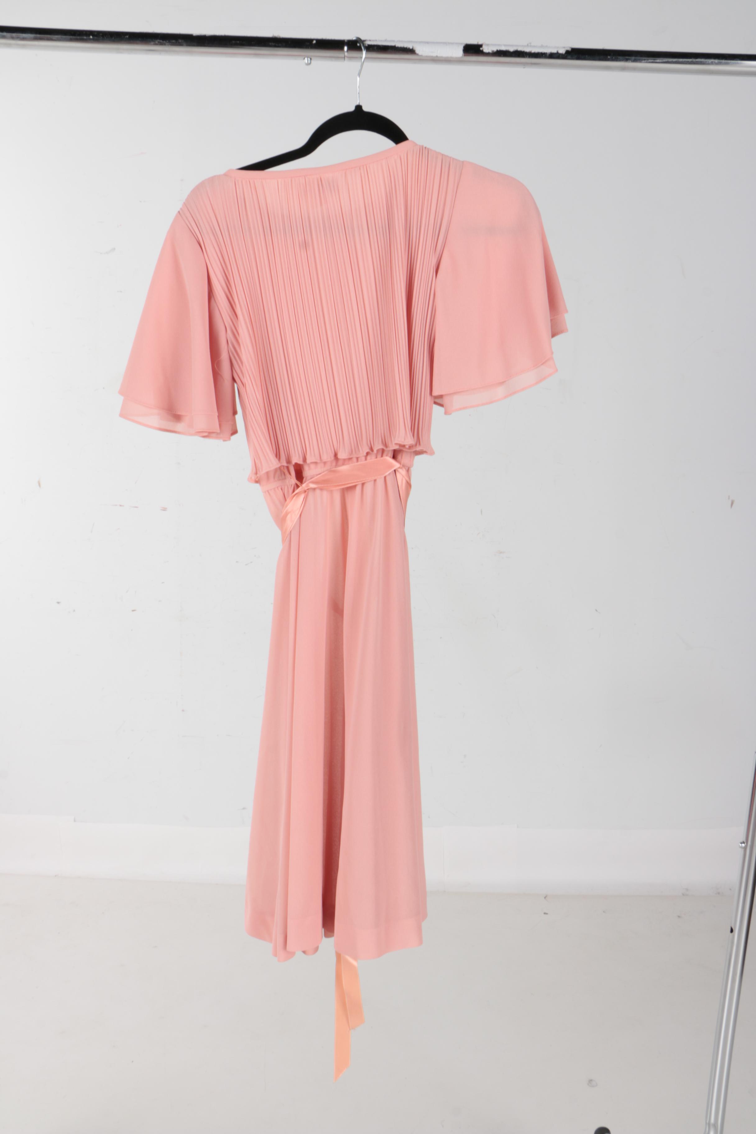 Women's Dresses Including Nancy Bracoloni