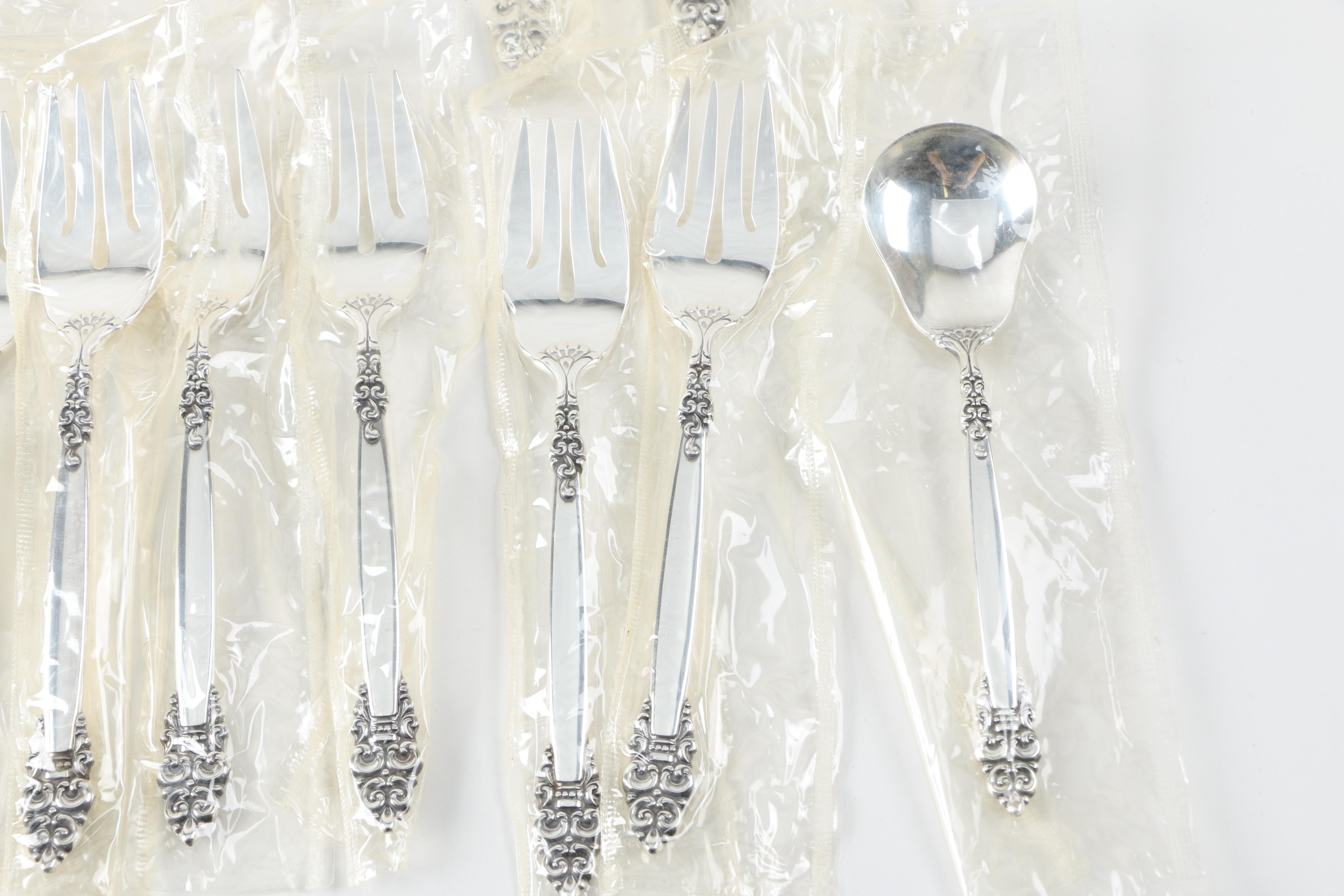 Community Silver Plate "Spanish Crown" Flatware Set