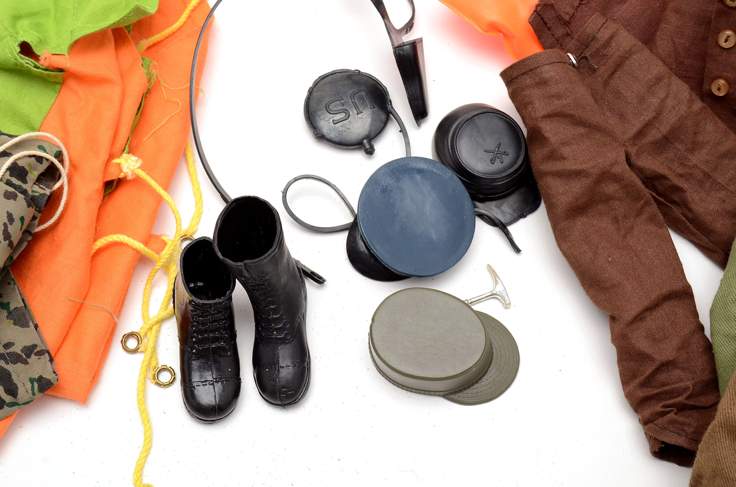 Vintage G.I.Joe with Desert Patrol Adventure Jeep and Accessories