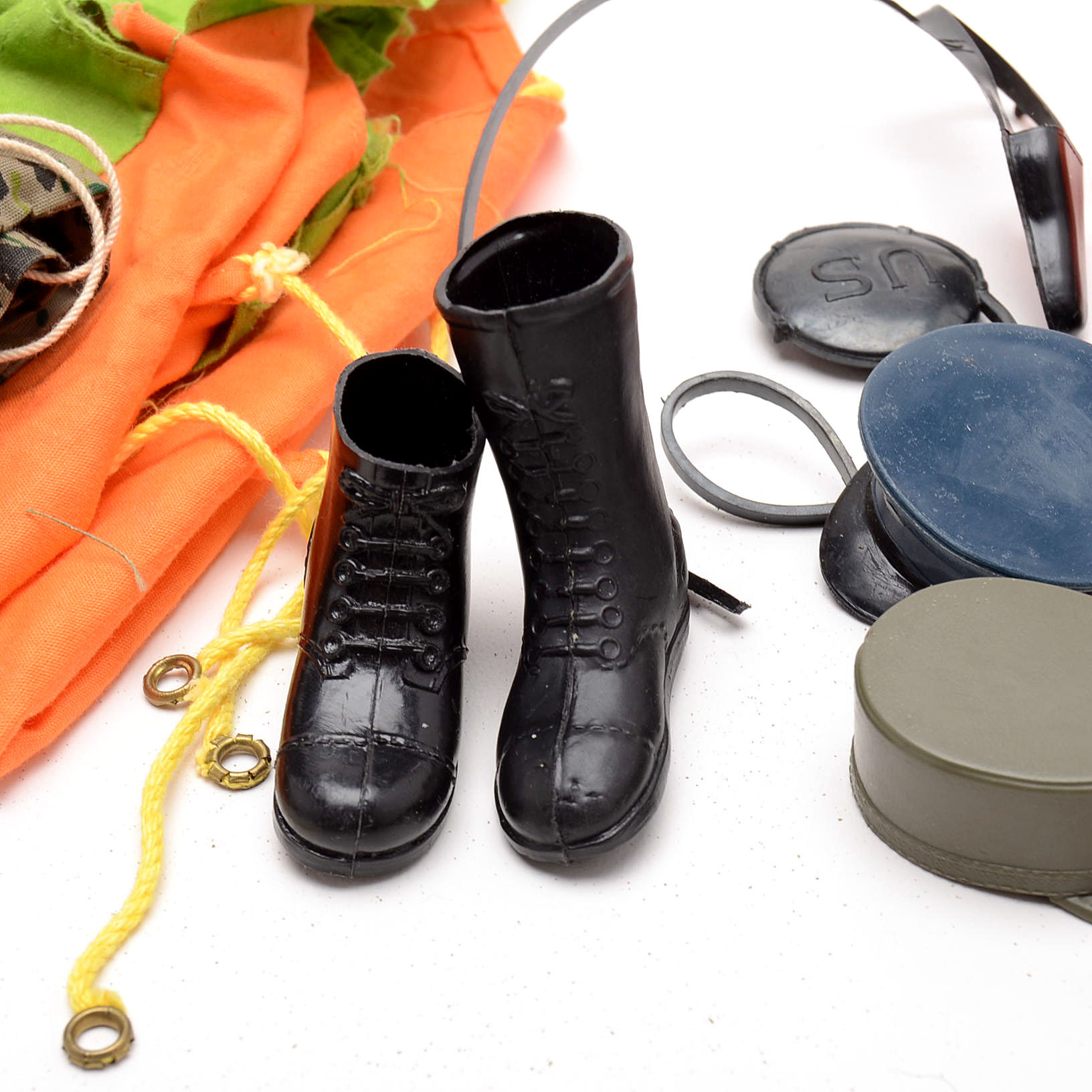 Vintage G.I.Joe with Desert Patrol Adventure Jeep and Accessories