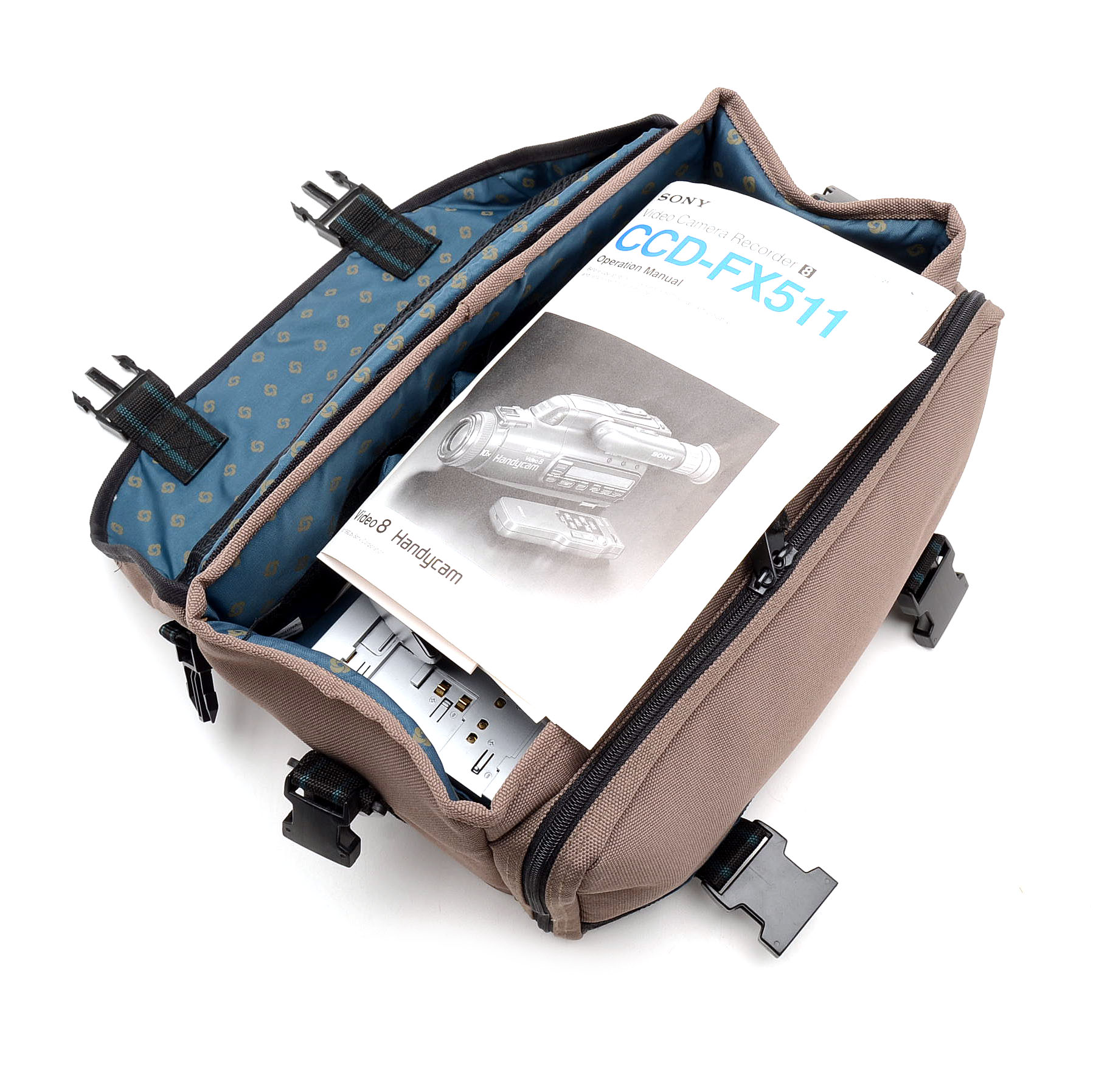 Sony CCD-FX511 Video Camera Recorder with Carrying Case