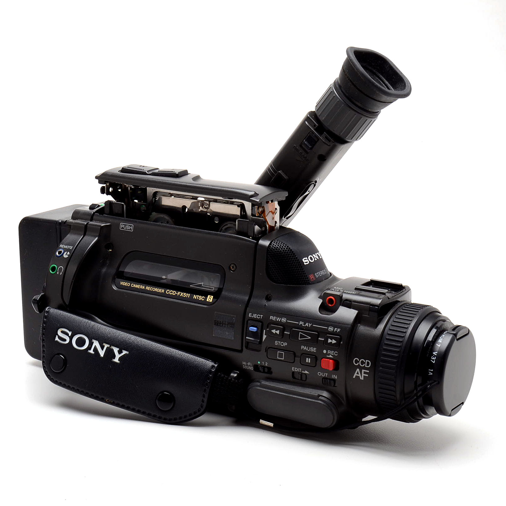Sony CCD-FX511 Video Camera Recorder with Carrying Case