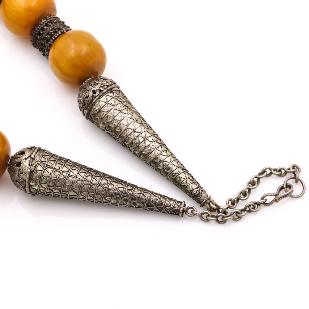 Assortment of Vintage Beaded Necklaces Including Mutton Fat Amber and Agate