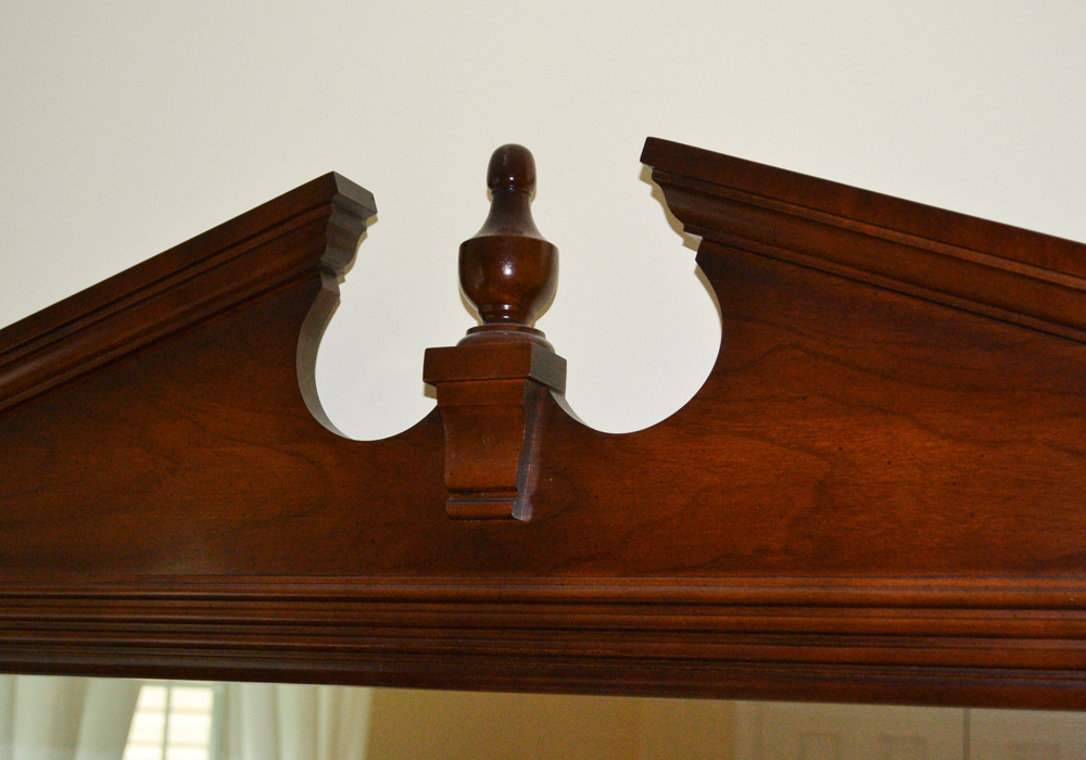 Federal Style Dresser With Mirror