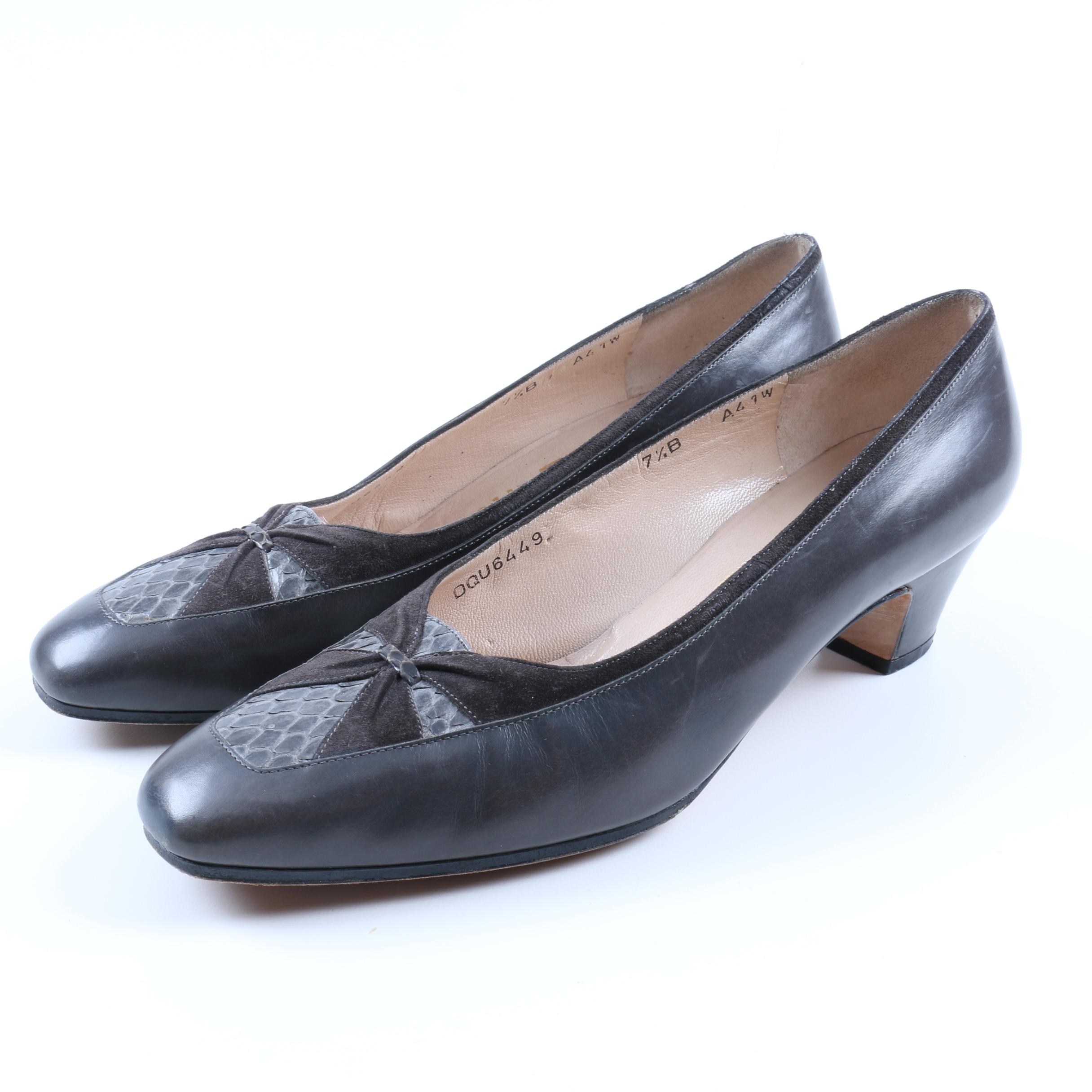 Salvatore Ferragamo Gray Pumps