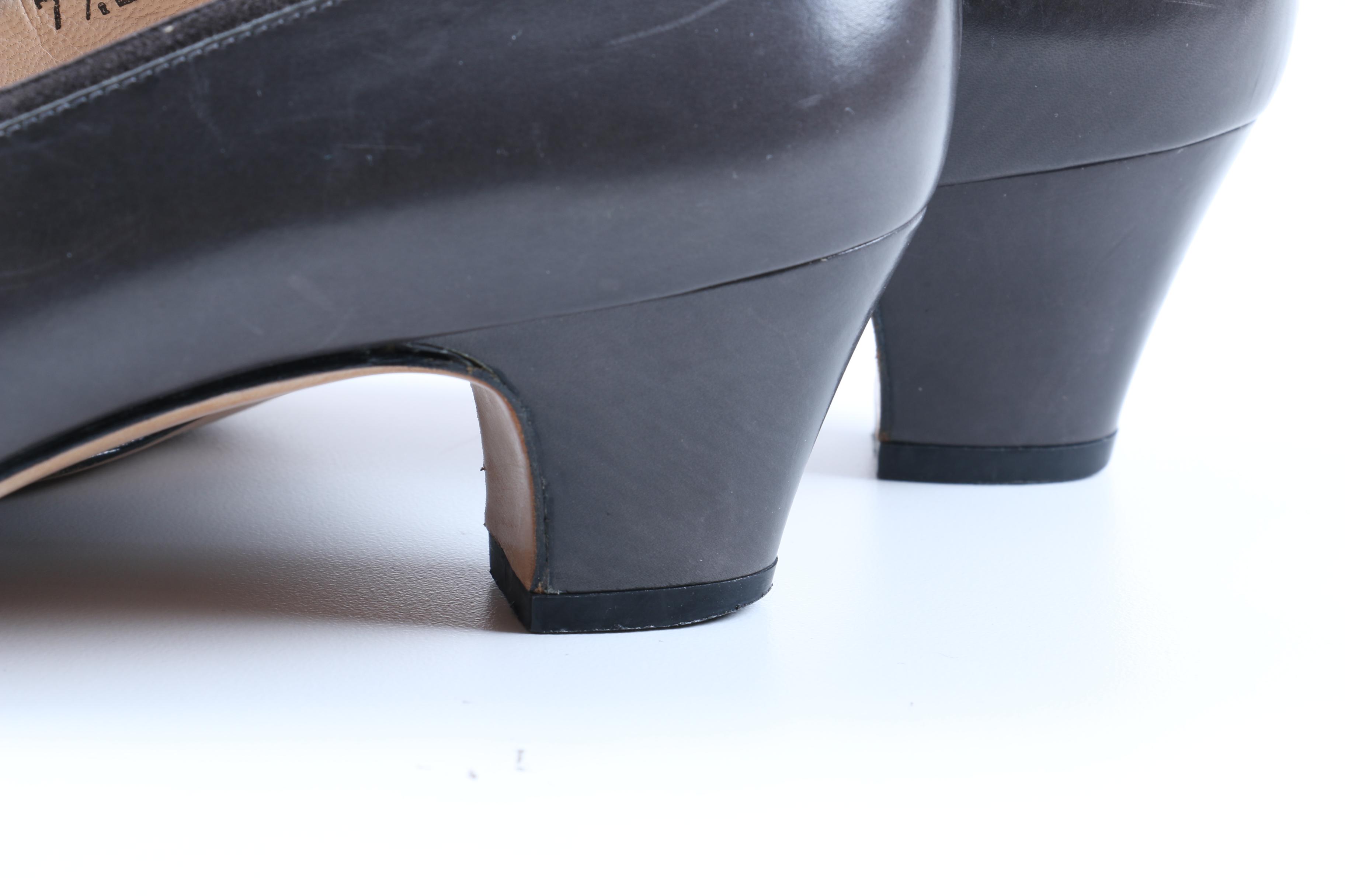 Salvatore Ferragamo Gray Pumps