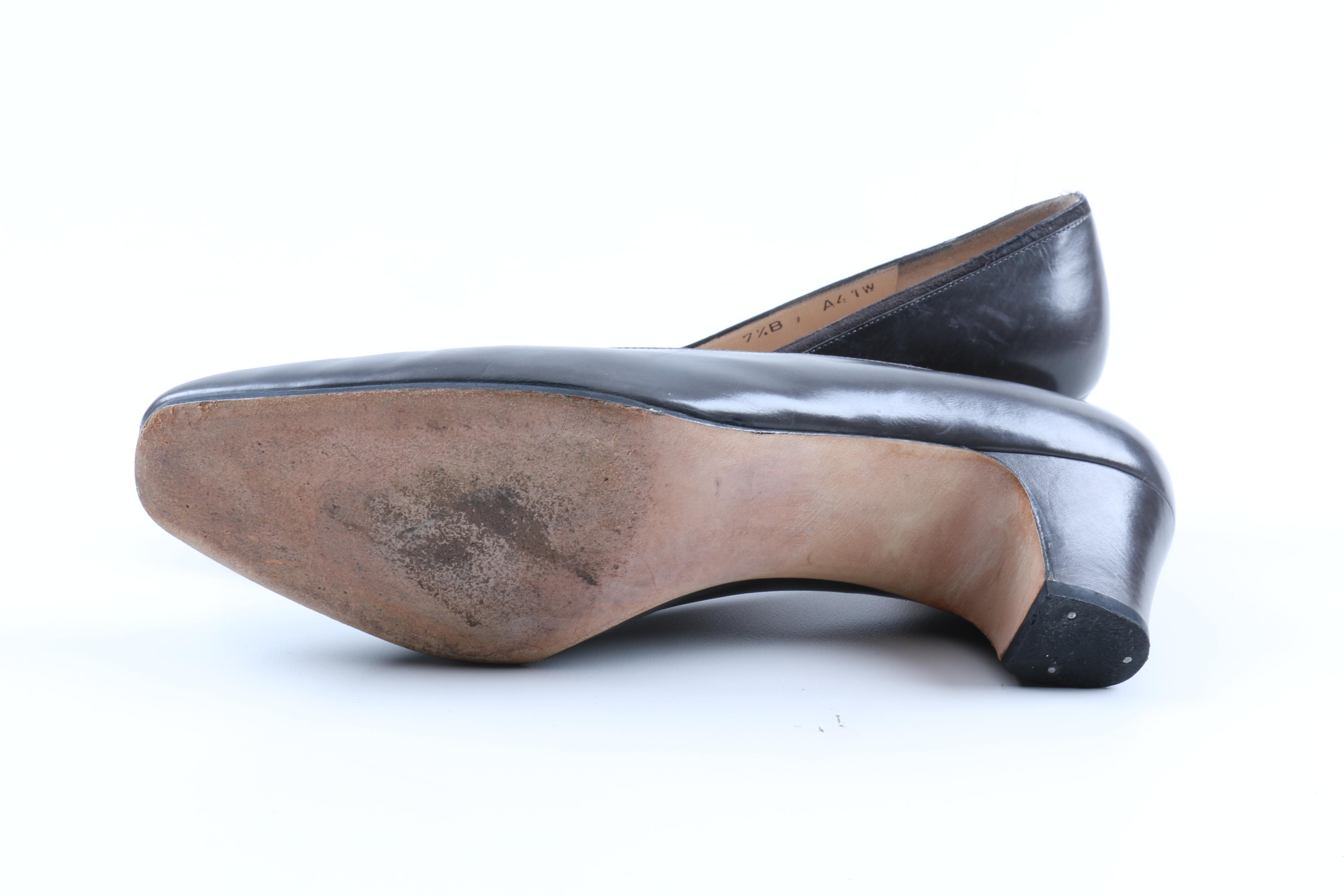 Salvatore Ferragamo Gray Pumps