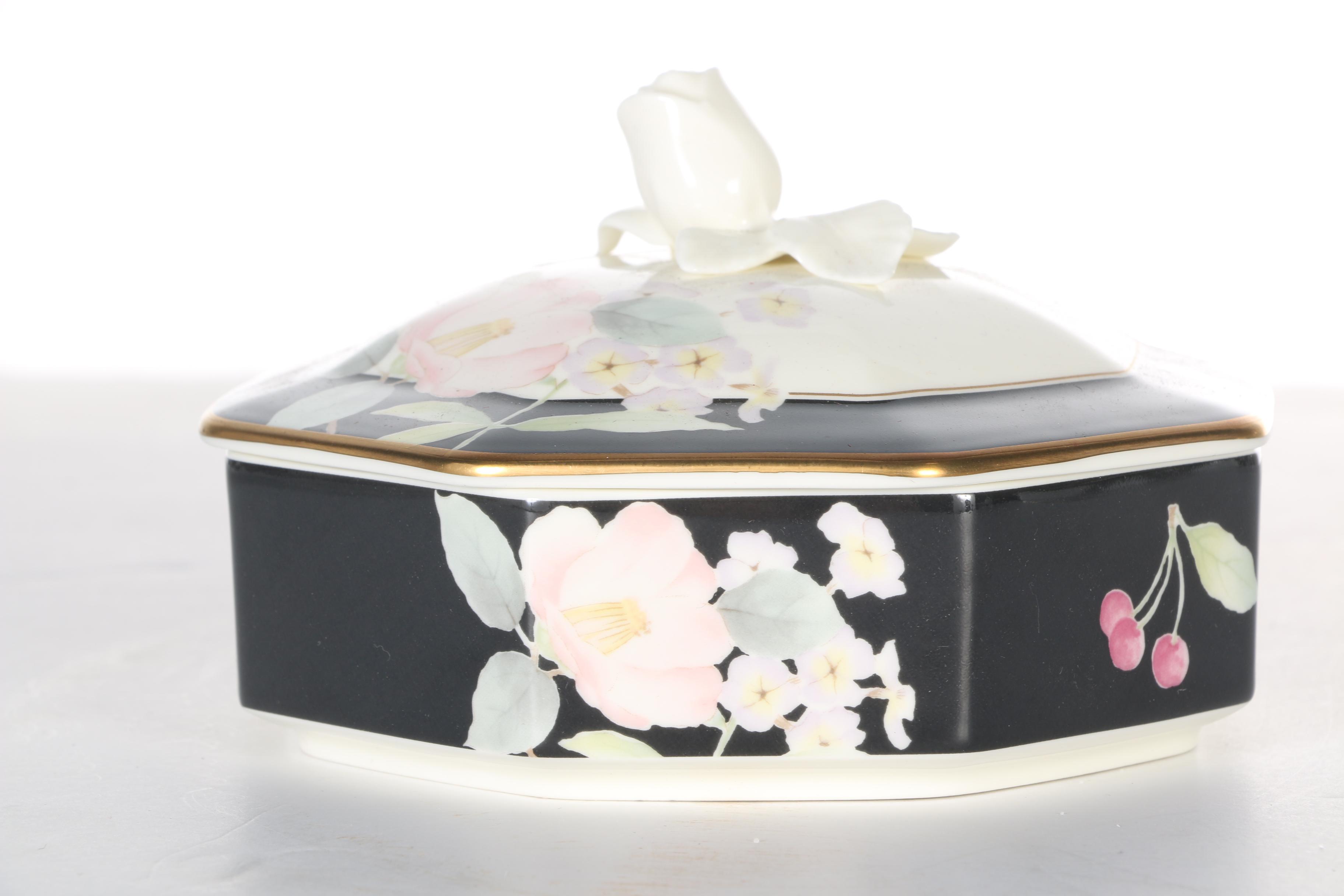 Mikasa "Charisma Black" Dinnerware