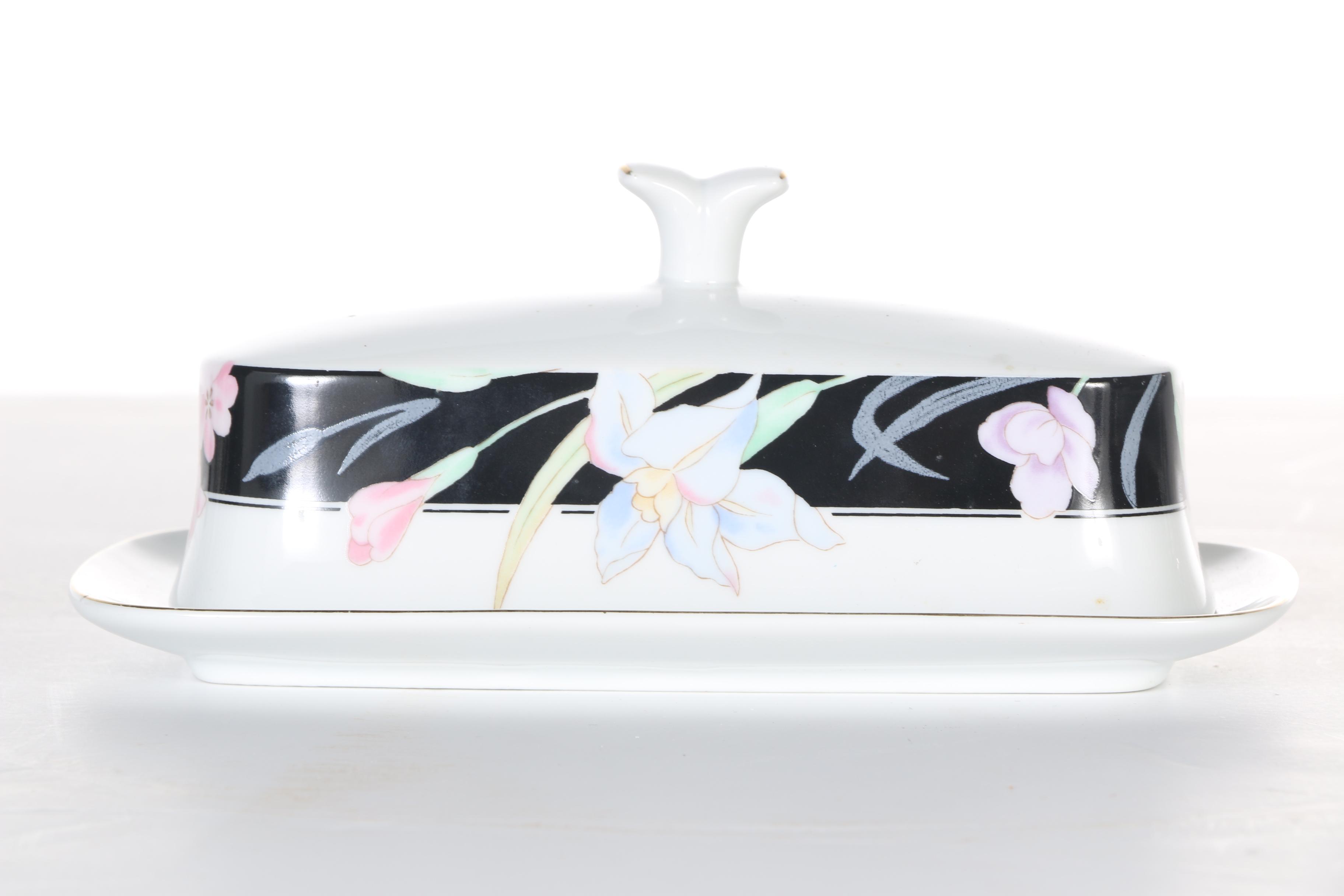 Mikasa "Charisma Black" Dinnerware