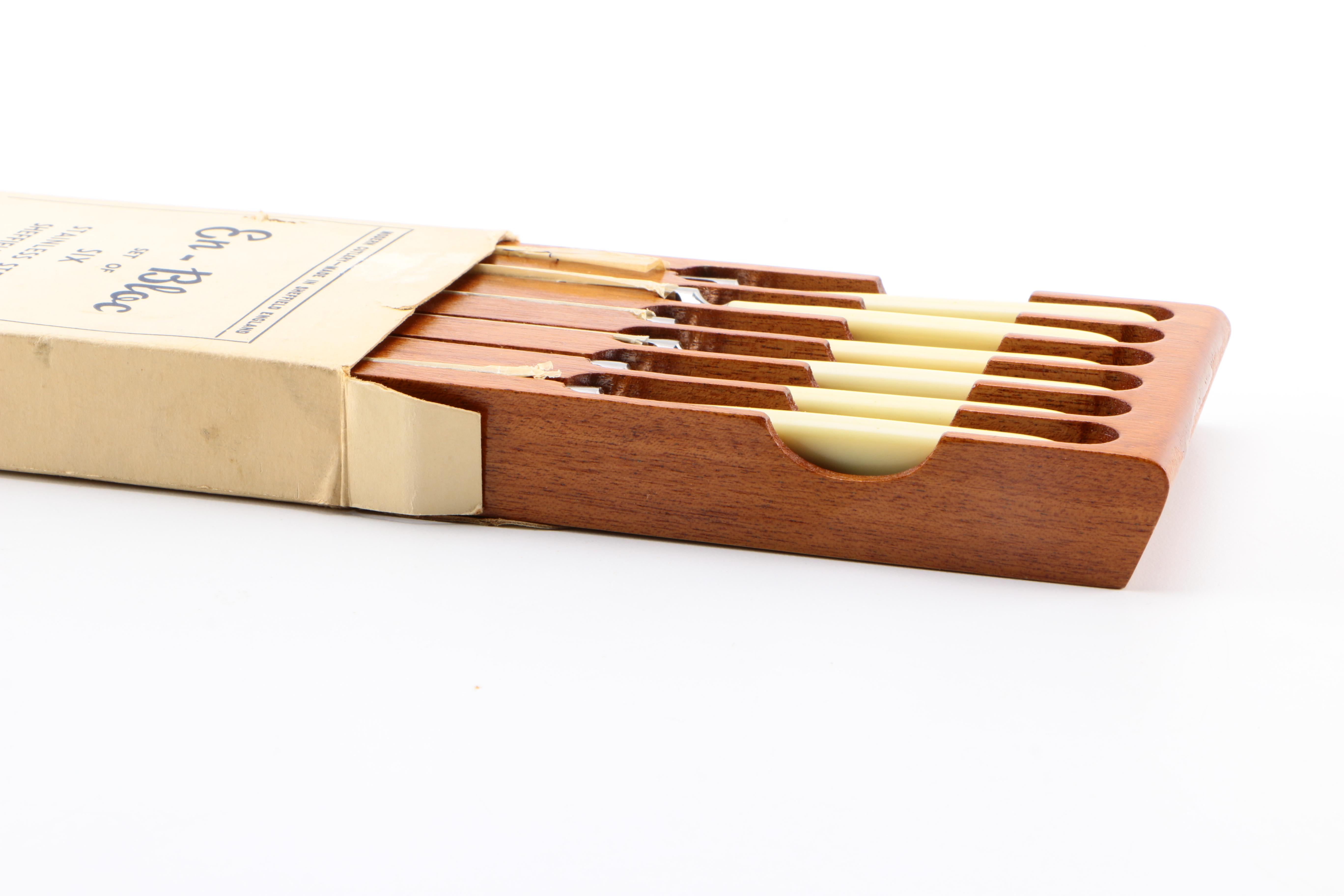 En-Bloc Stainless Steel Sheffield Steak Knives