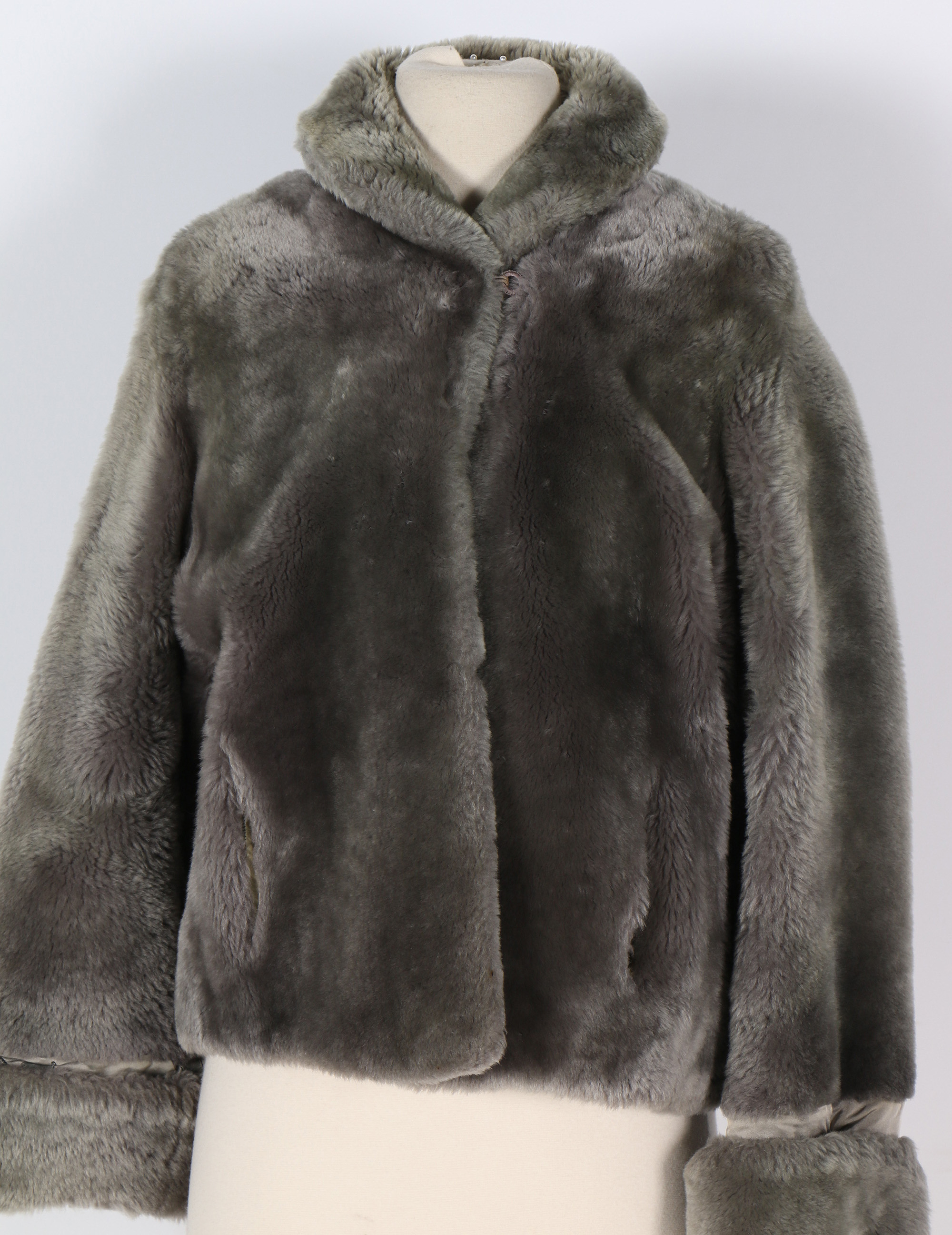 Women's Vintage Faux Fur Jacket and Leather Gloves