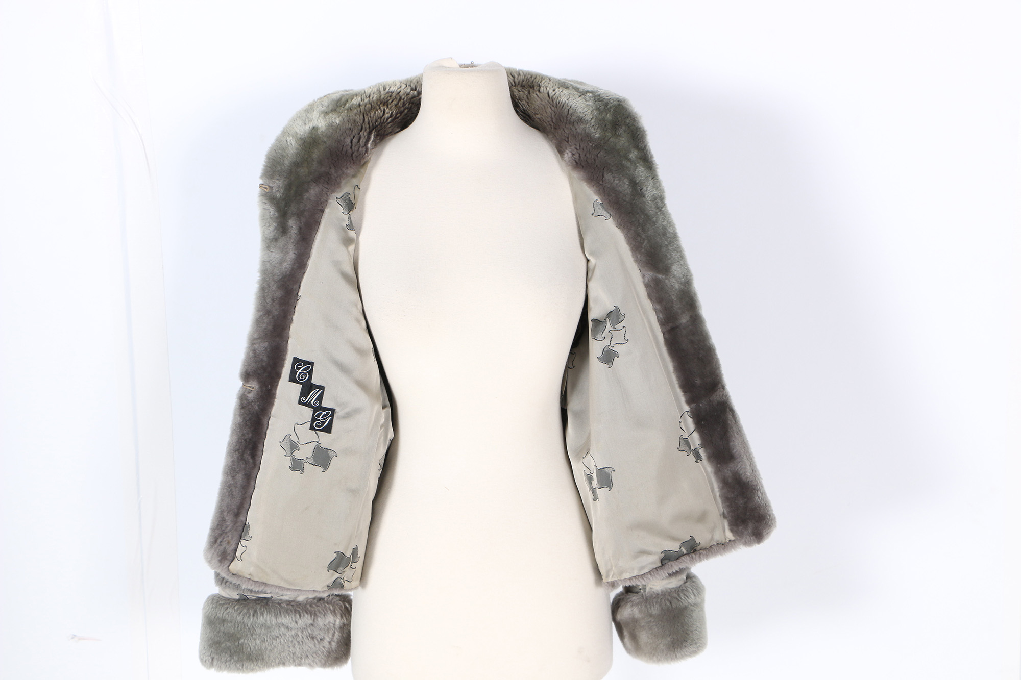 Women's Vintage Faux Fur Jacket and Leather Gloves