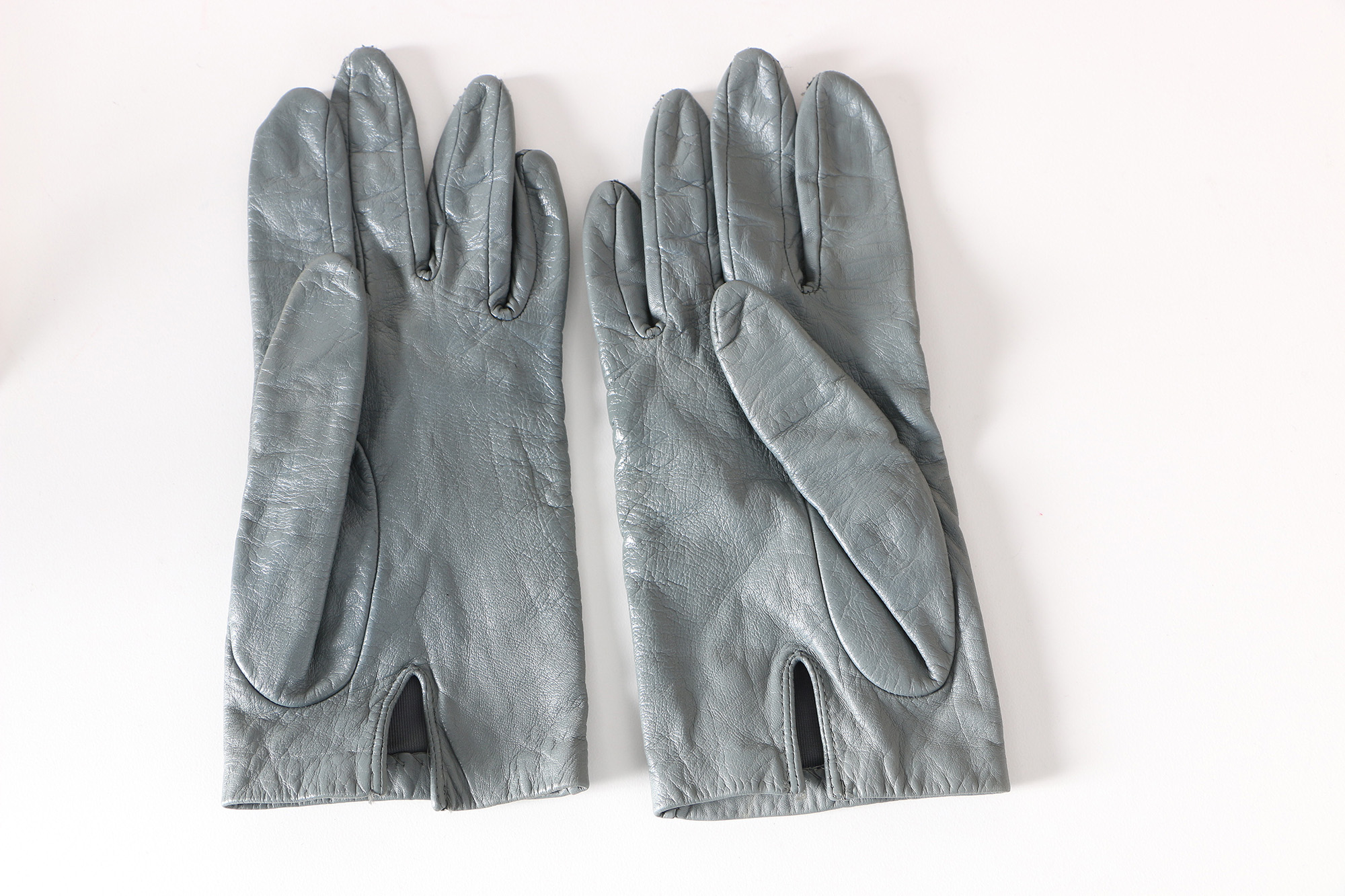 Women's Vintage Faux Fur Jacket and Leather Gloves